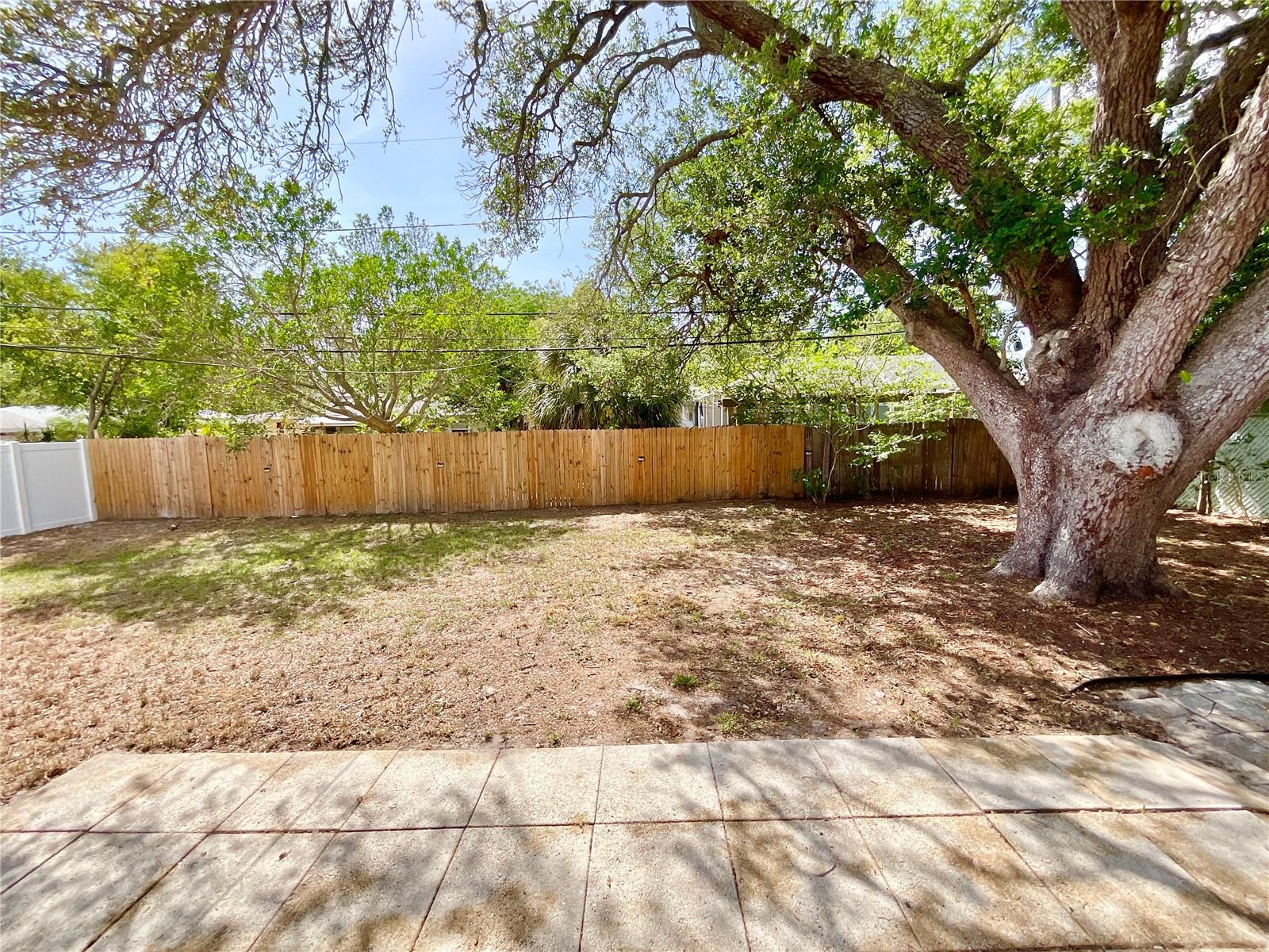 644 MANOR DR W, DUNEDIN, FL, 34698