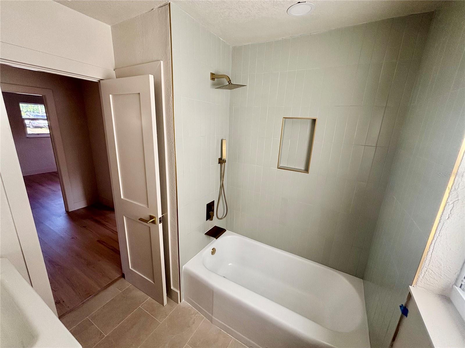 644 MANOR DR W, DUNEDIN, FL, 34698