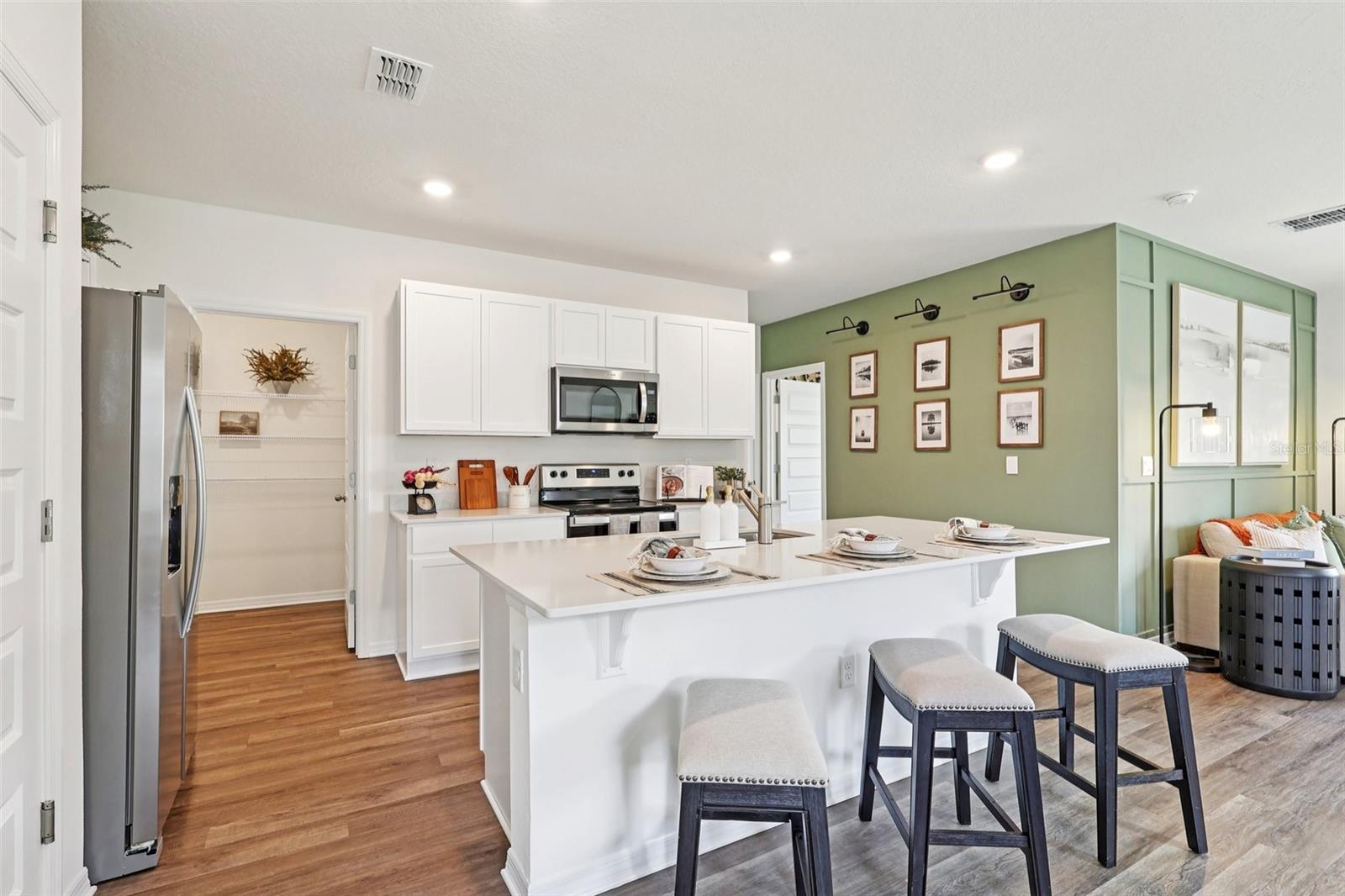 3273 PARTINGTON BLVD, DAVENPORT, FL, 33837