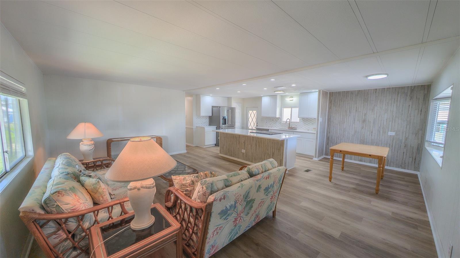 229 DIXIE, TARPON SPRINGS, FL, 34689