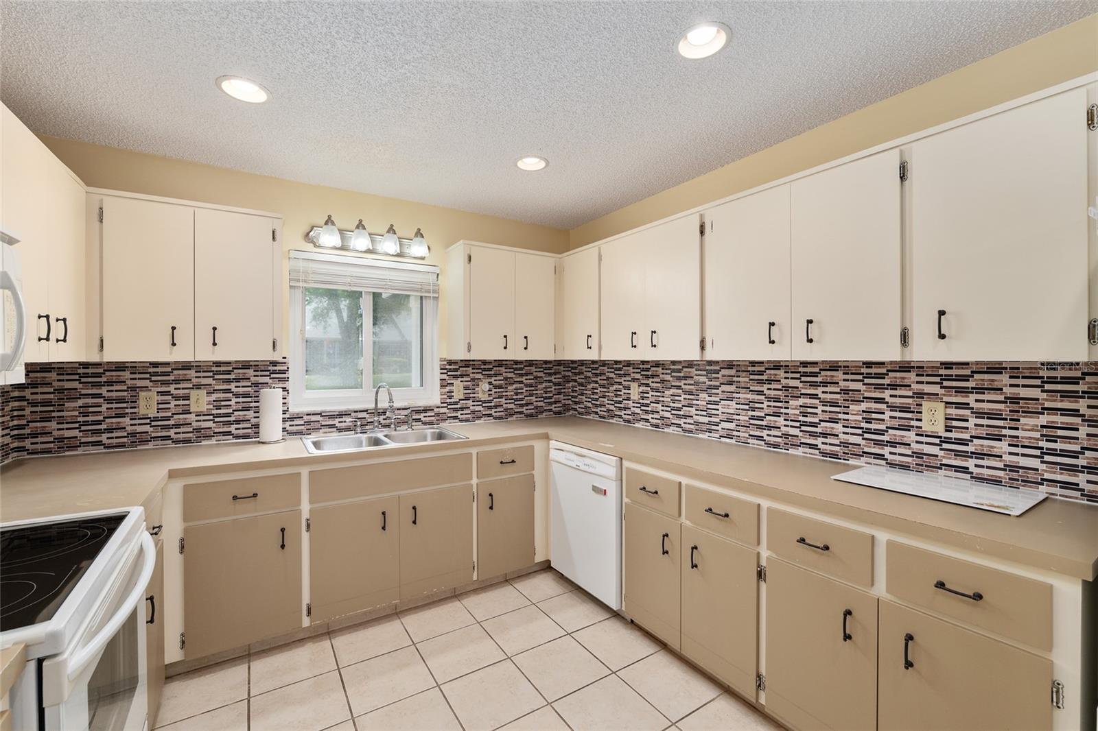 8841 SW 91ST ST #B, OCALA, FL, 34481