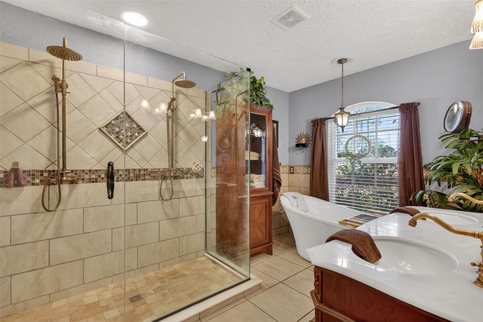 19703 TWIN PONDS RD, UMATILLA, FL, 32784
