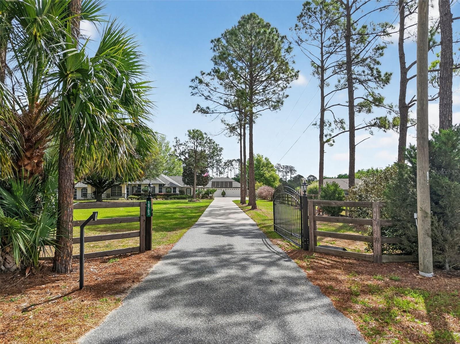 19703 TWIN PONDS RD, UMATILLA, FL, 32784