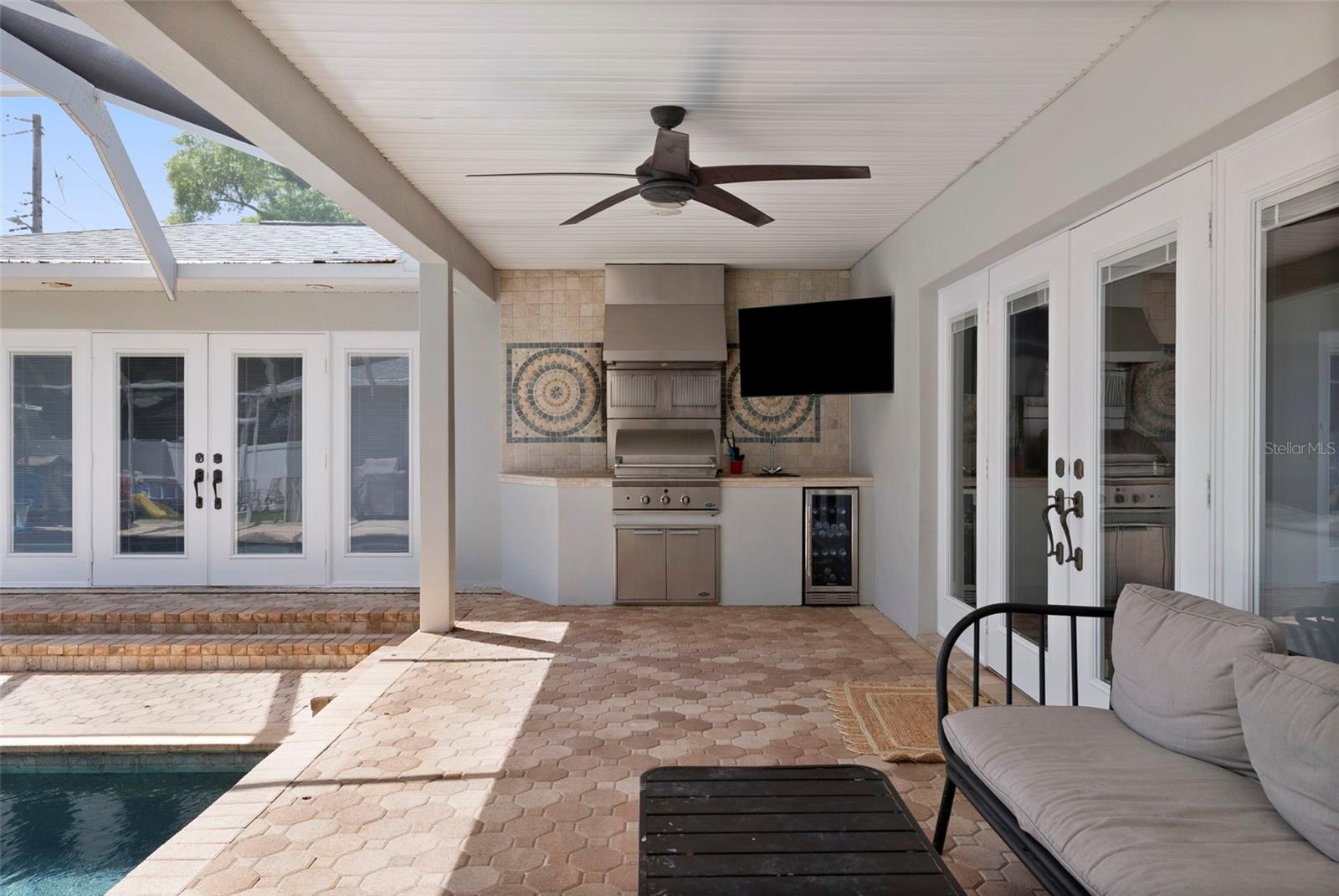 4002 W KENSINGTON AVE, TAMPA, FL, 33629