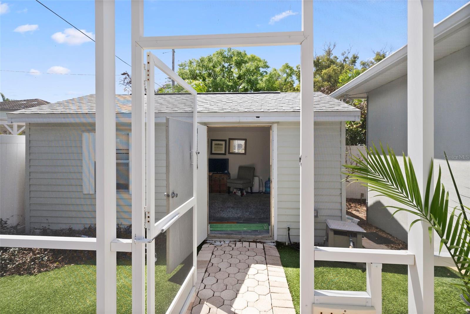 4002 W KENSINGTON AVE, TAMPA, FL, 33629