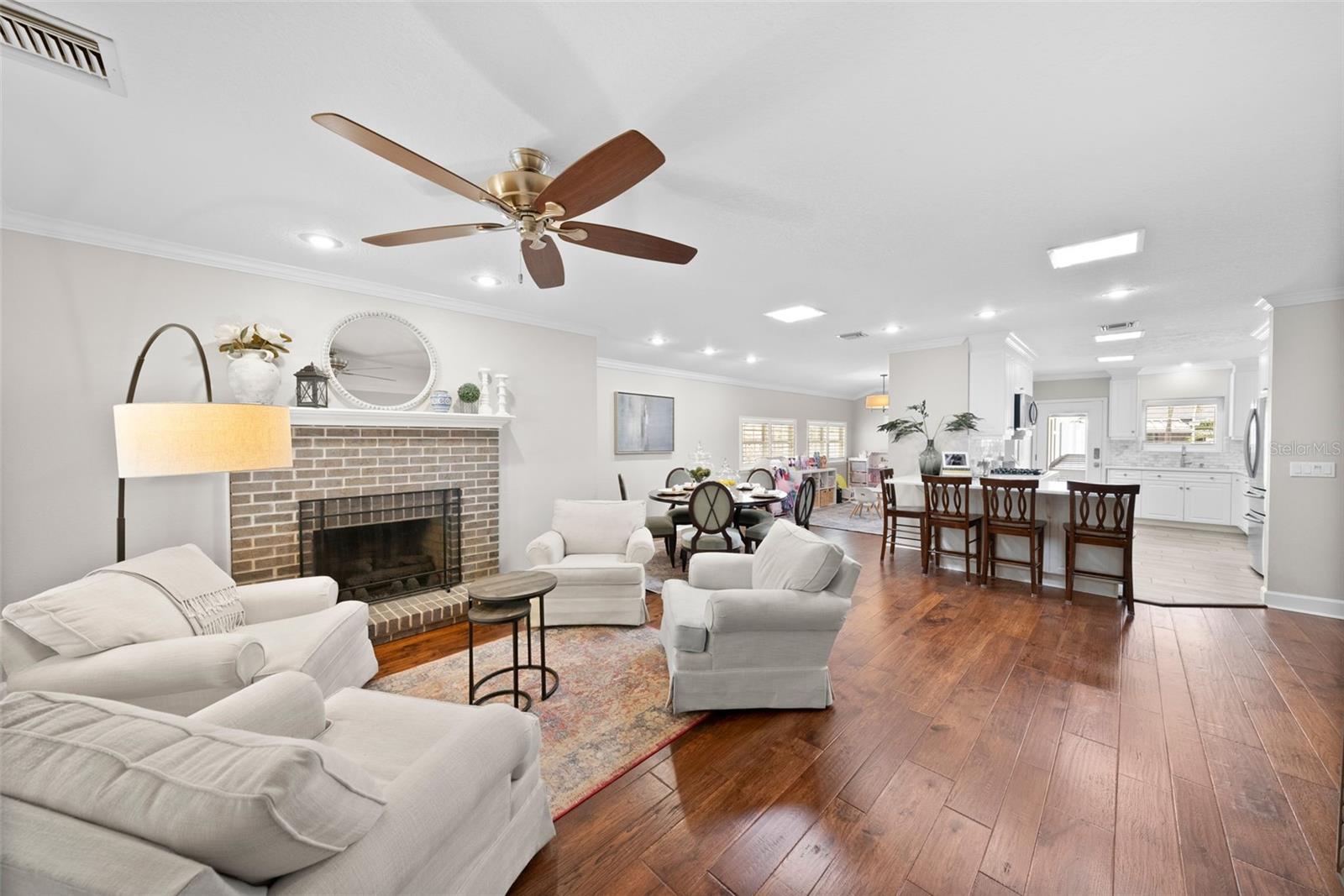 4002 W KENSINGTON AVE, TAMPA, FL, 33629