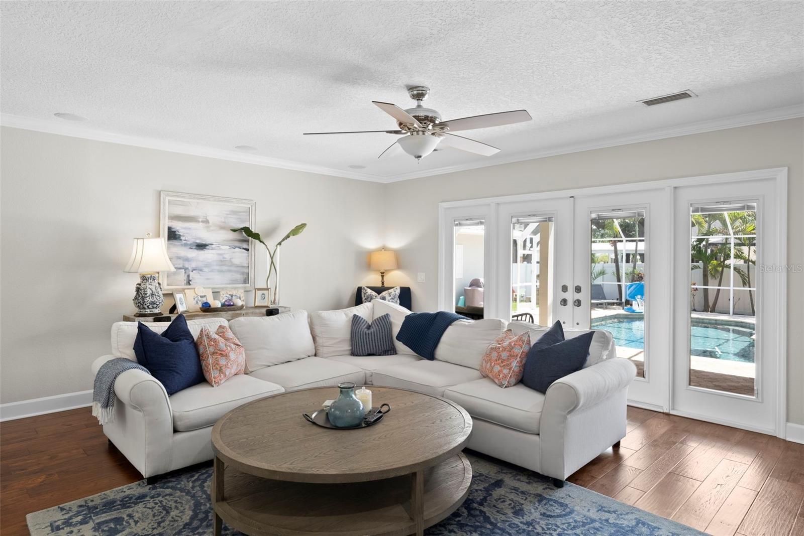 4002 W KENSINGTON AVE, TAMPA, FL, 33629