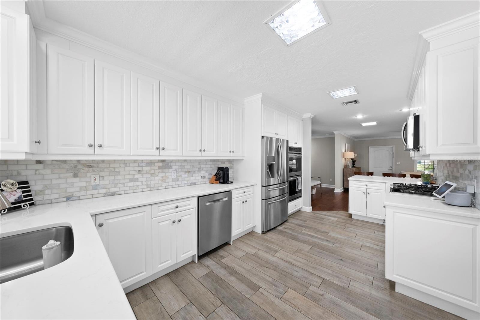 4002 W KENSINGTON AVE, TAMPA, FL, 33629