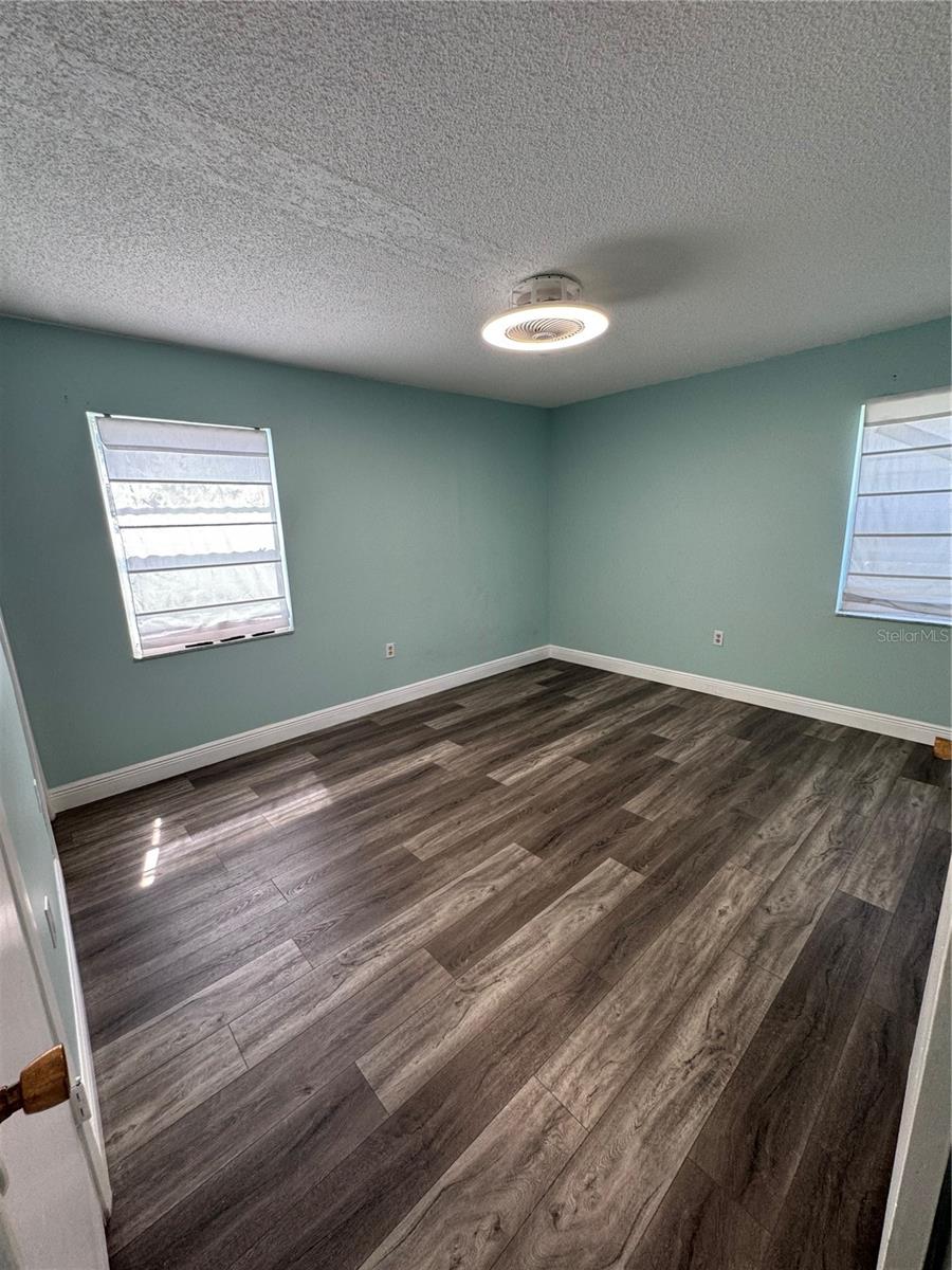 700 E AIRPORT BLVD #G4, SANFORD, FL, 32773