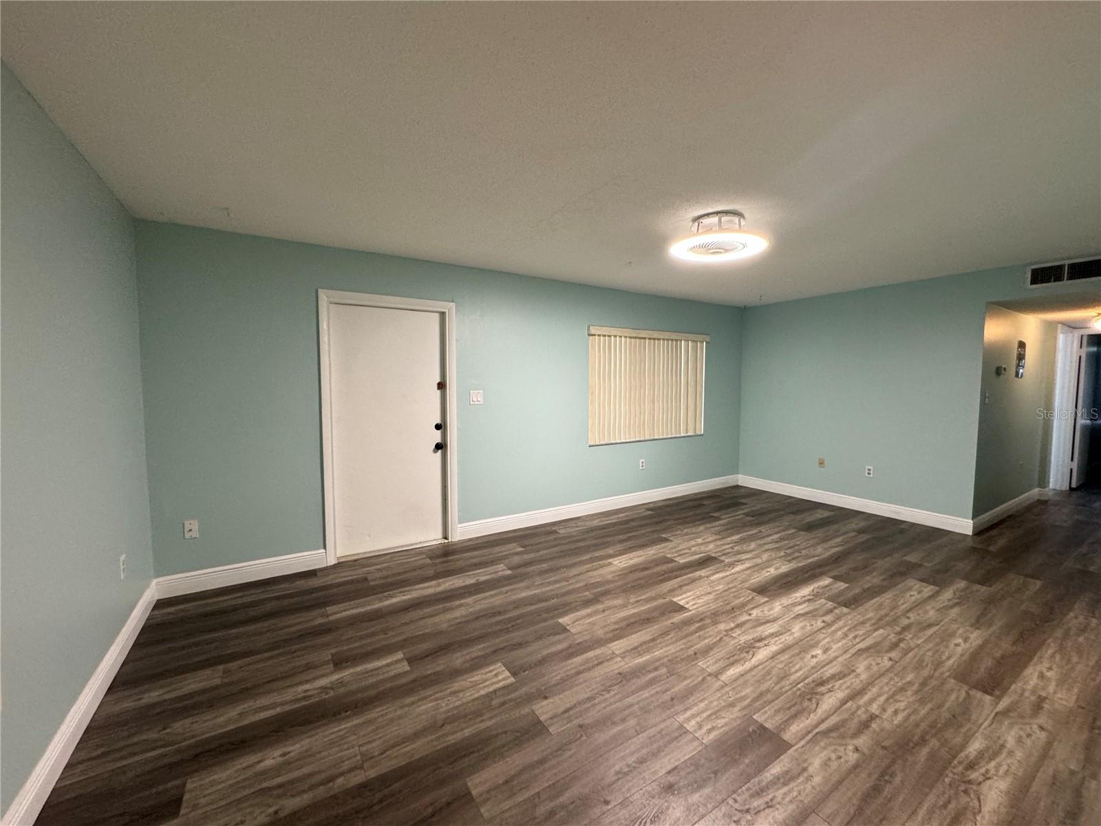 700 E AIRPORT BLVD #G4, SANFORD, FL, 32773