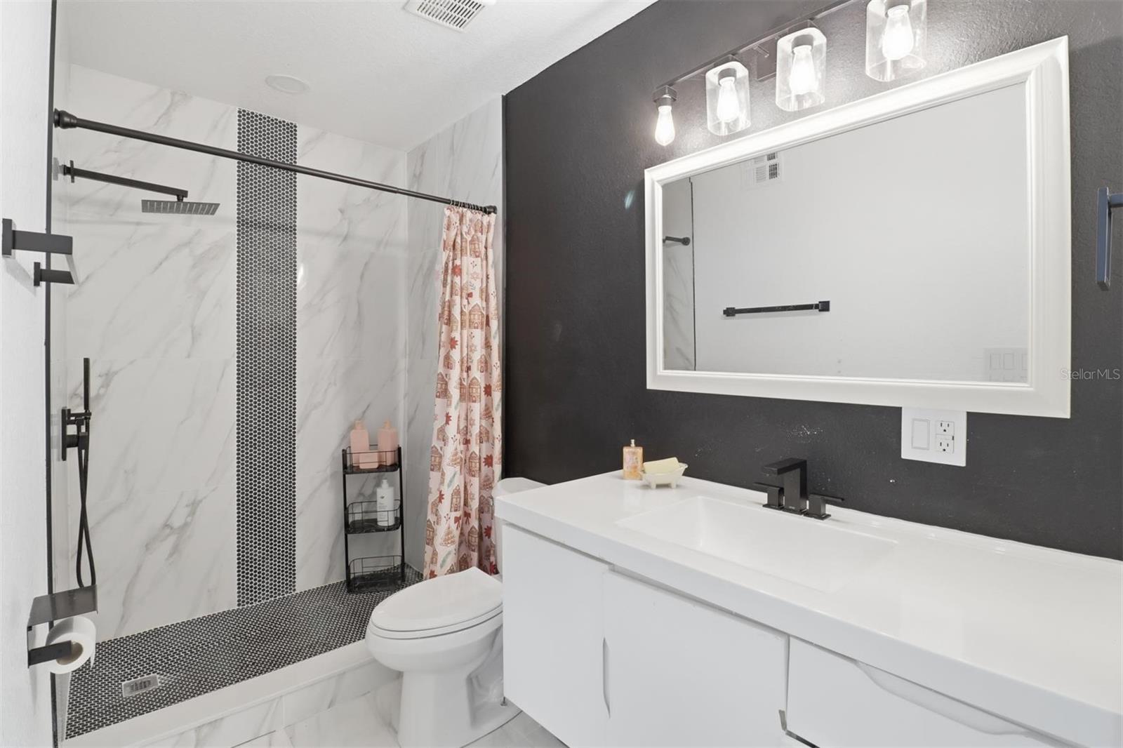 5345 AVON CT, ORLANDO, FL, 32807