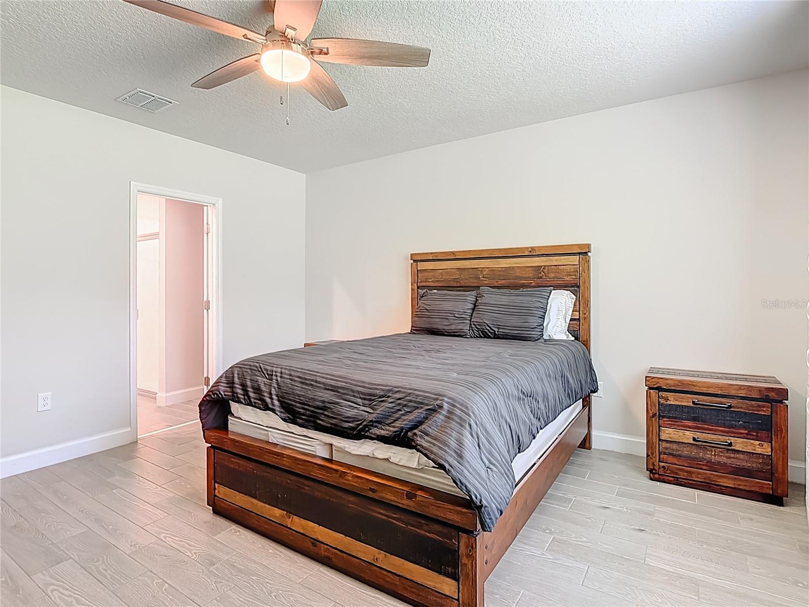 525 VISTA VILLAGES BLVD, DAVENPORT, FL, 33896