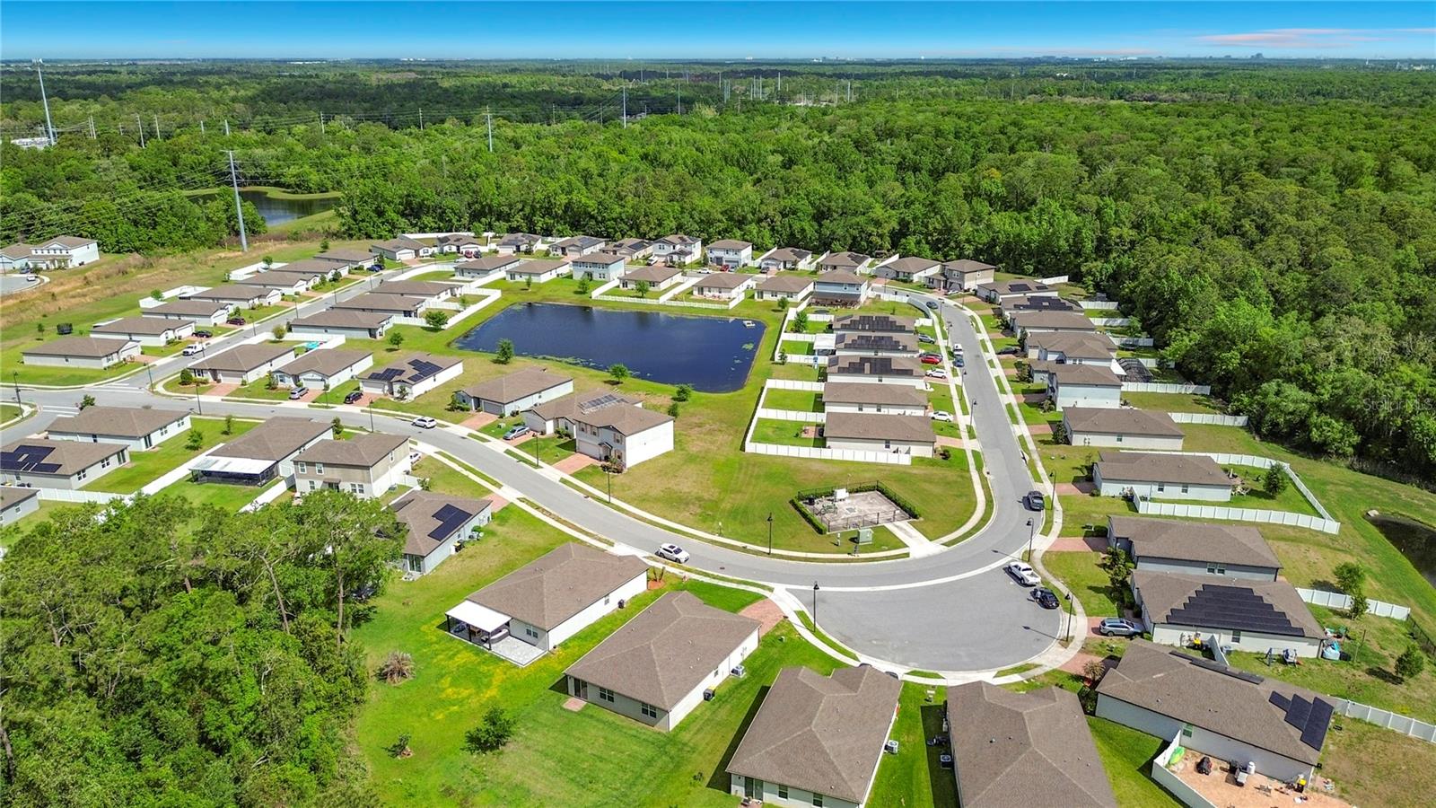 525 VISTA VILLAGES BLVD, DAVENPORT, FL, 33896