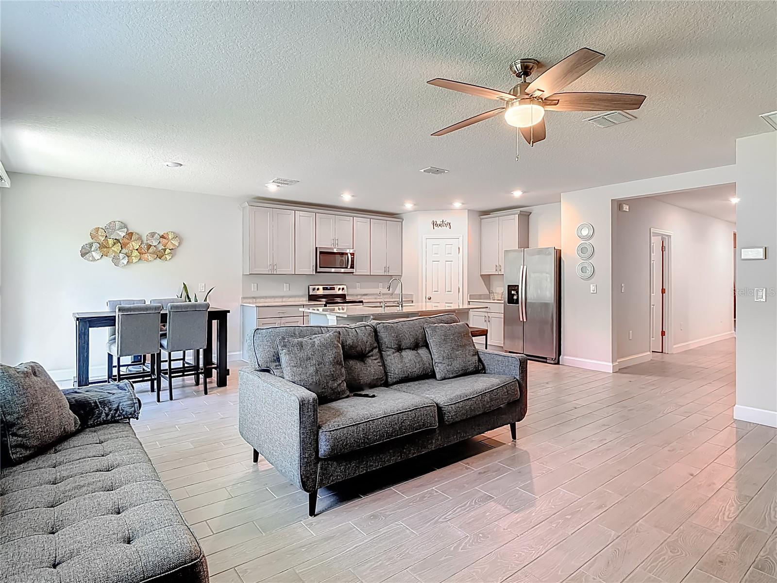 525 VISTA VILLAGES BLVD, DAVENPORT, FL, 33896