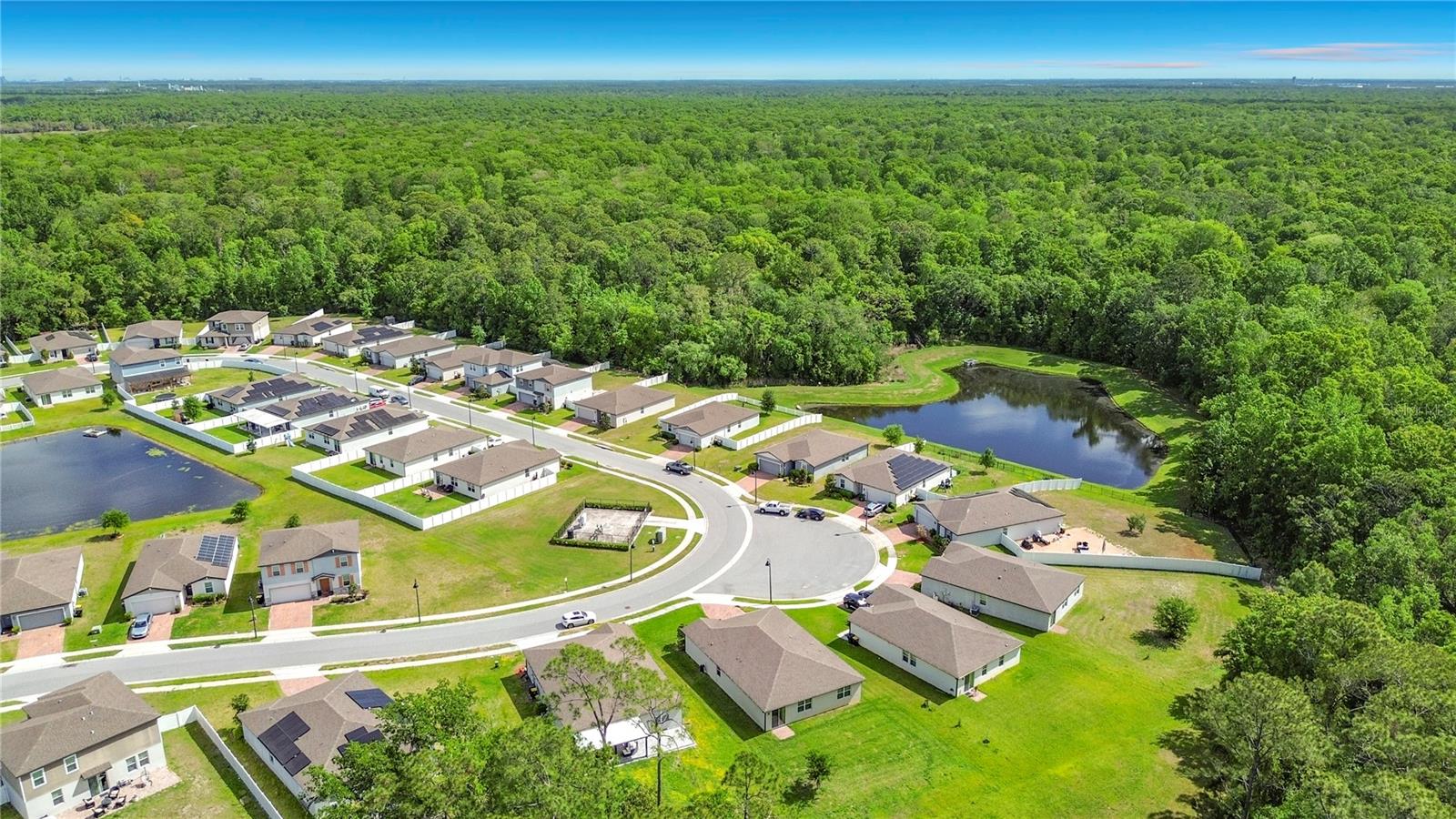 525 VISTA VILLAGES BLVD, DAVENPORT, FL, 33896