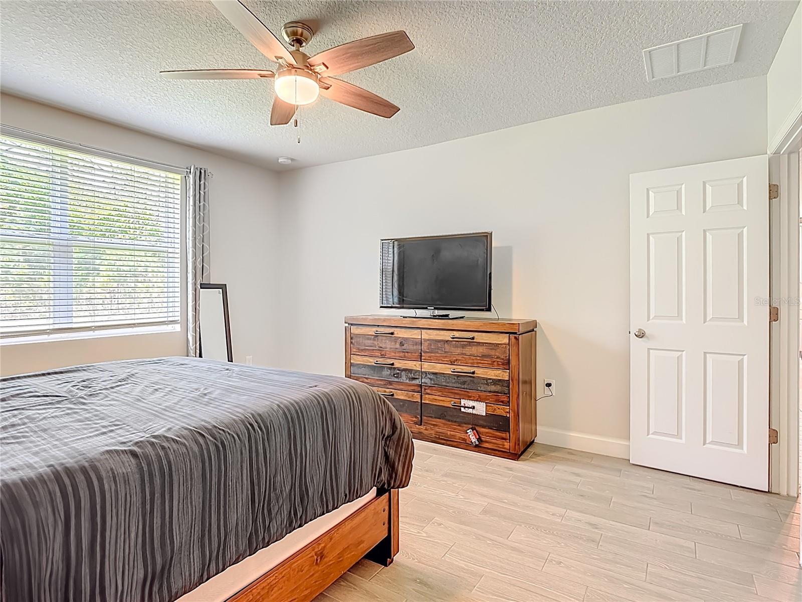 525 VISTA VILLAGES BLVD, DAVENPORT, FL, 33896
