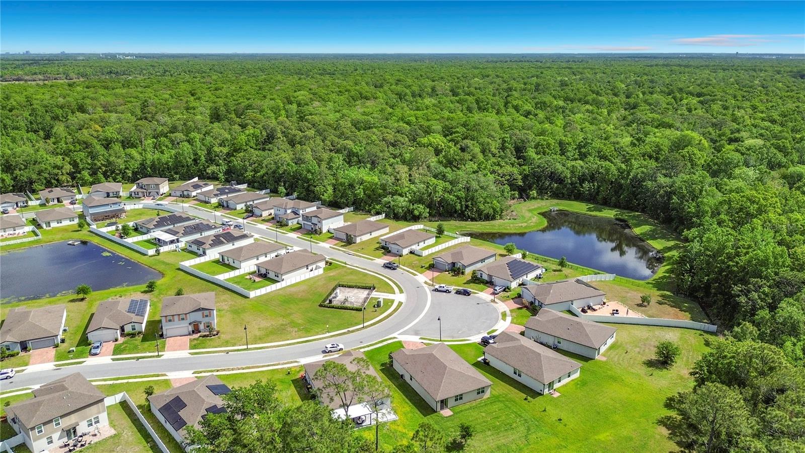 525 VISTA VILLAGES BLVD, DAVENPORT, FL, 33896