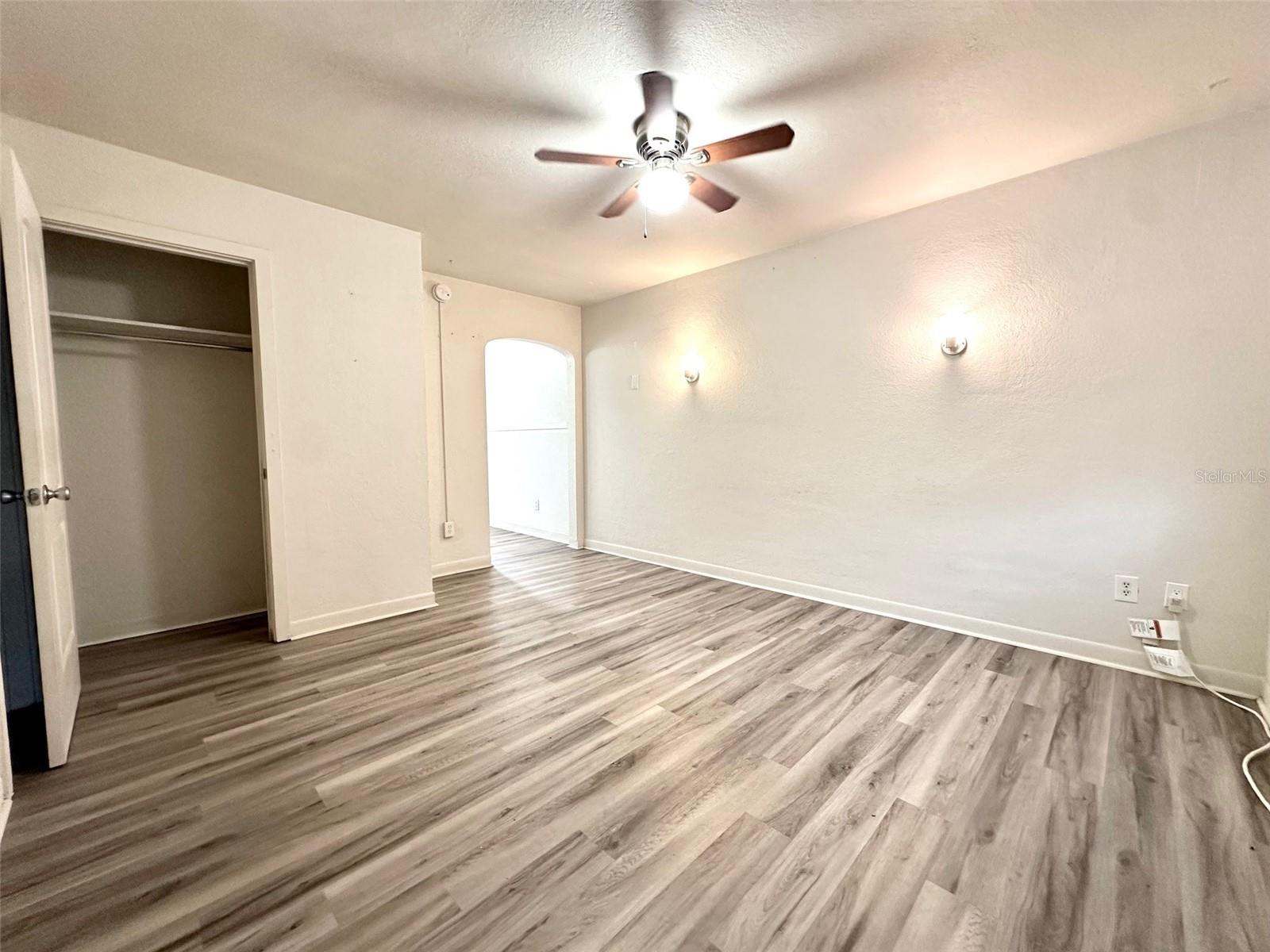 1102 SUNSET POINT RD #2, CLEARWATER, FL, 33755