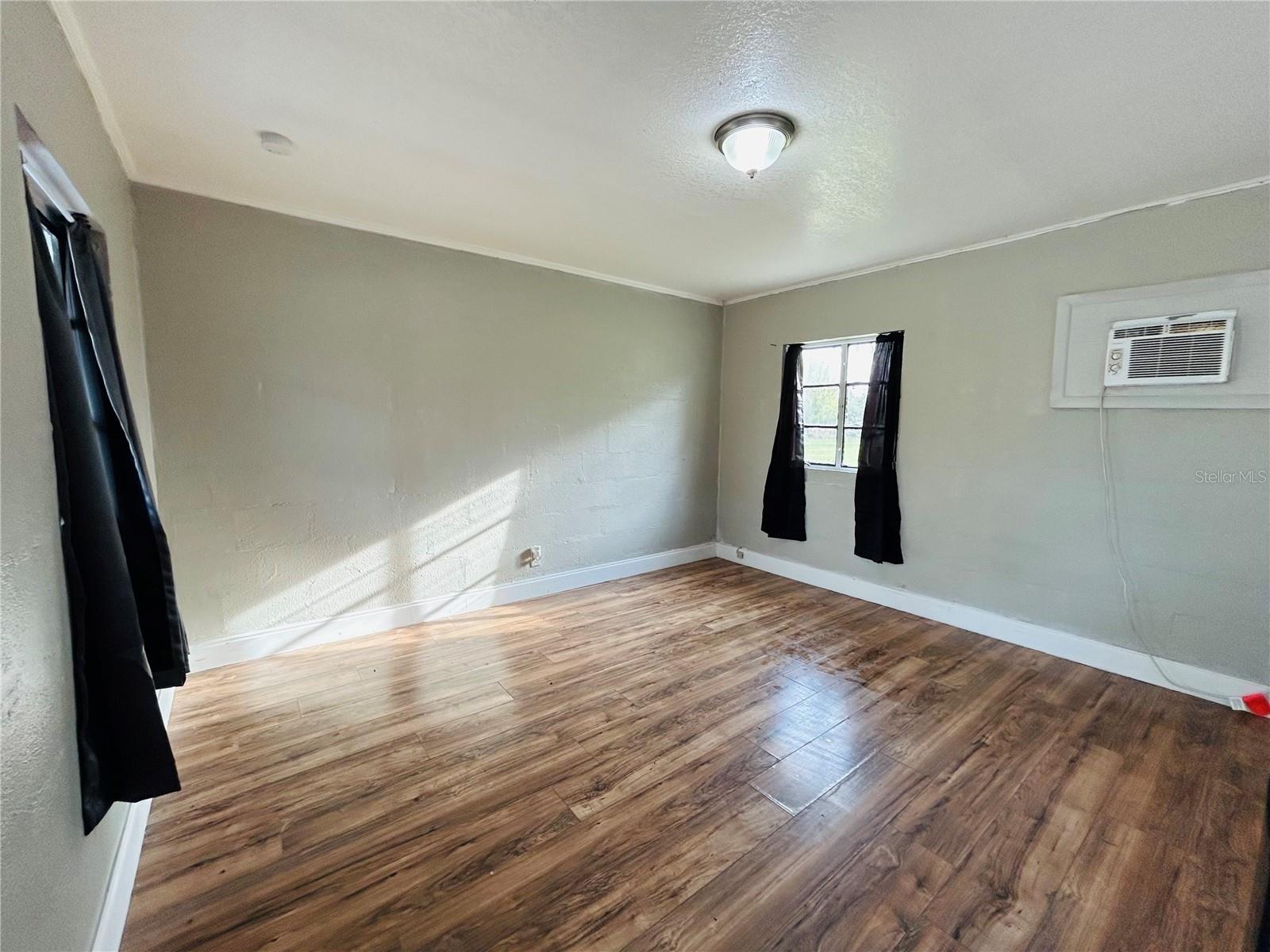 553597 US HIGHWAY 1 #Unit 8, HILLIARD, FL, 32046