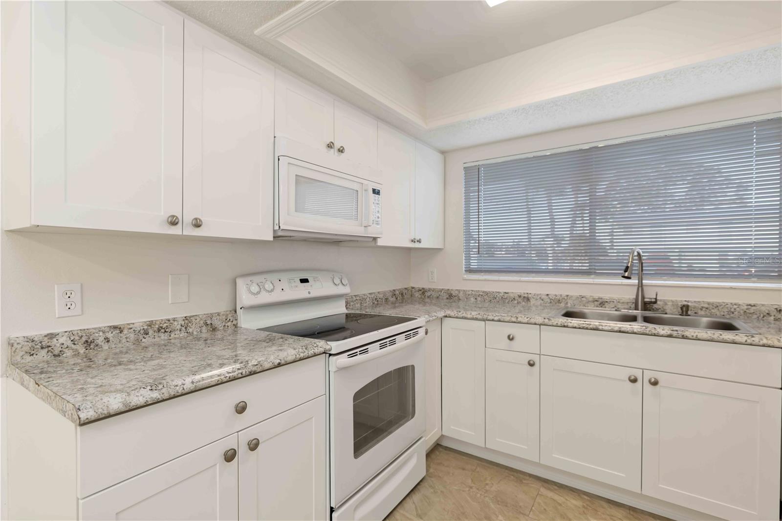 3569 BEE RIDGE, SARASOTA, FL, 34239