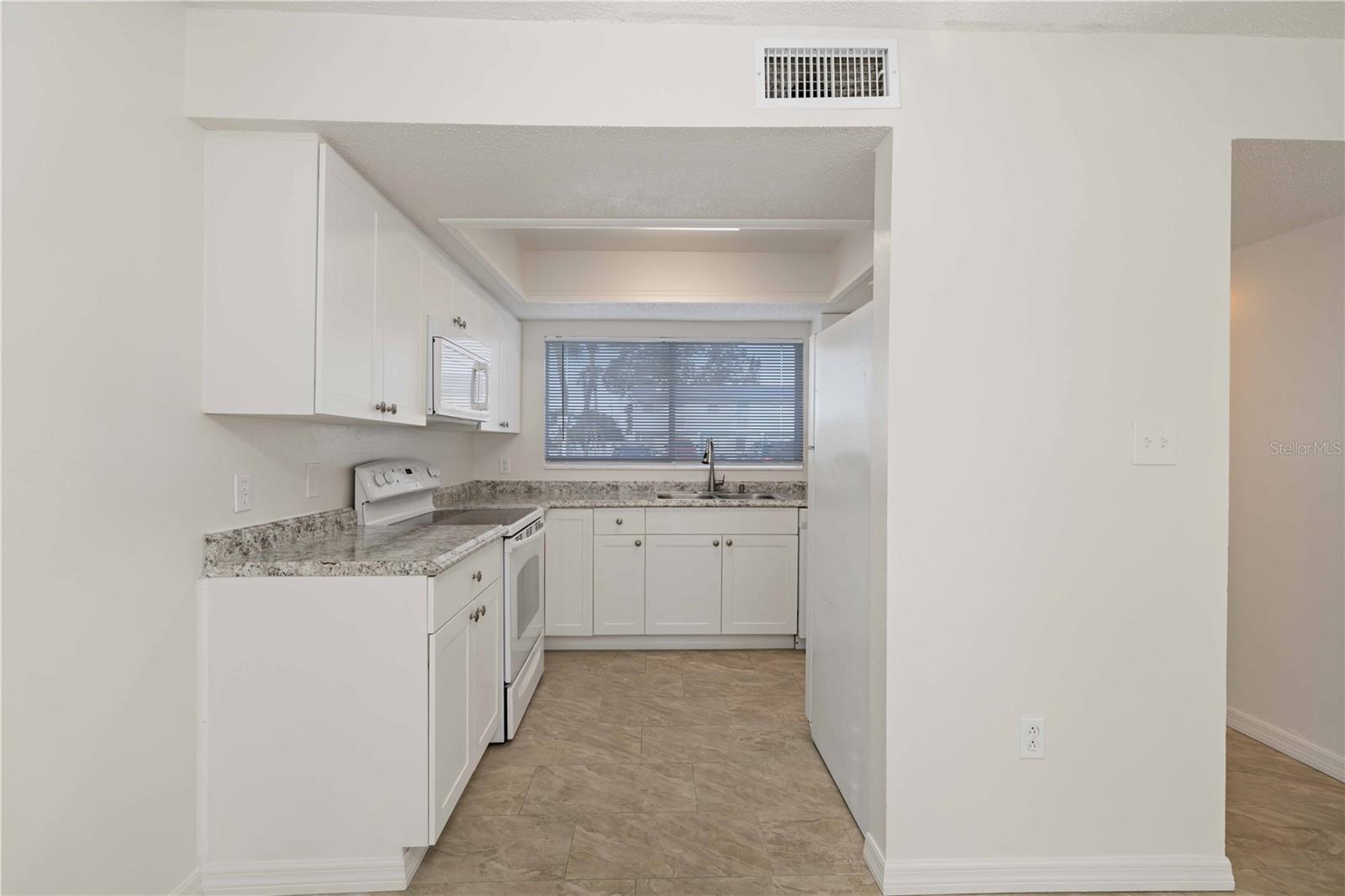 3569 BEE RIDGE, SARASOTA, FL, 34239