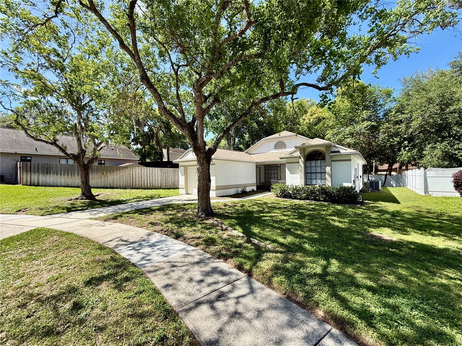 1720 WATERBEACH CT, APOPKA, FL, 32703