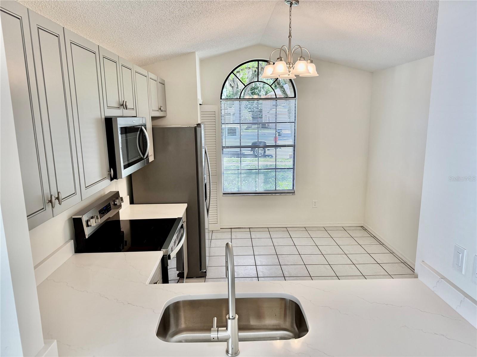 1720 WATERBEACH CT, APOPKA, FL, 32703