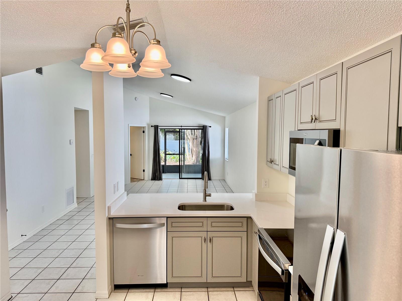 1720 WATERBEACH CT, APOPKA, FL, 32703