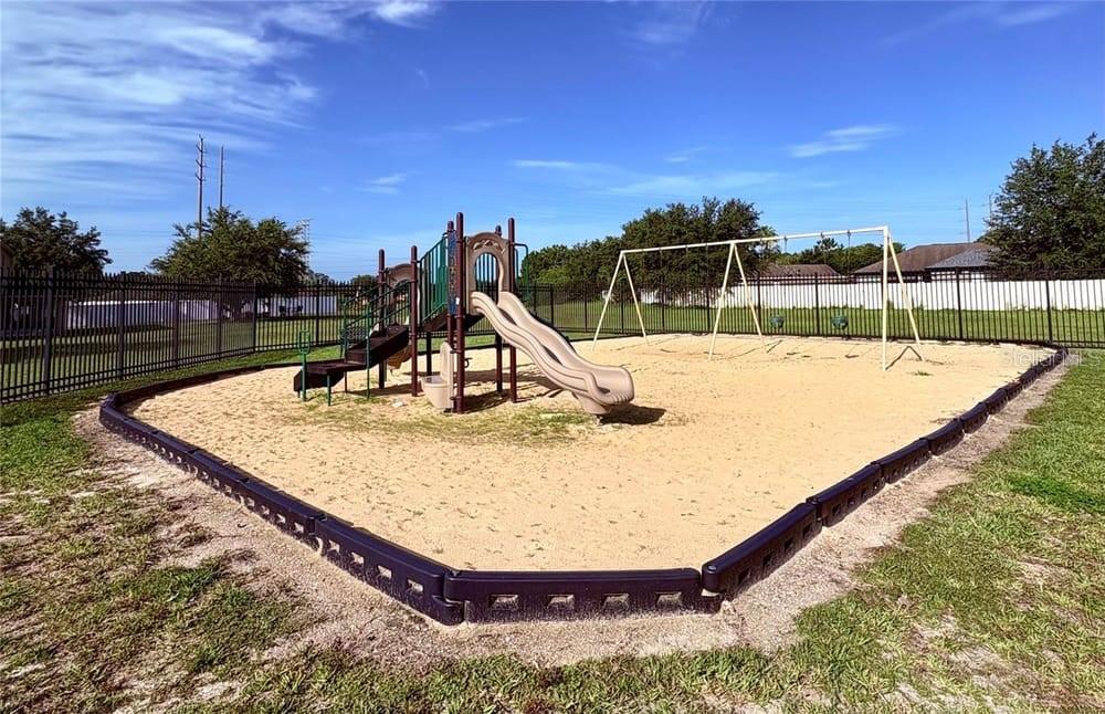 2831 VILLAGE PINE TER, ORLANDO, FL, 32833