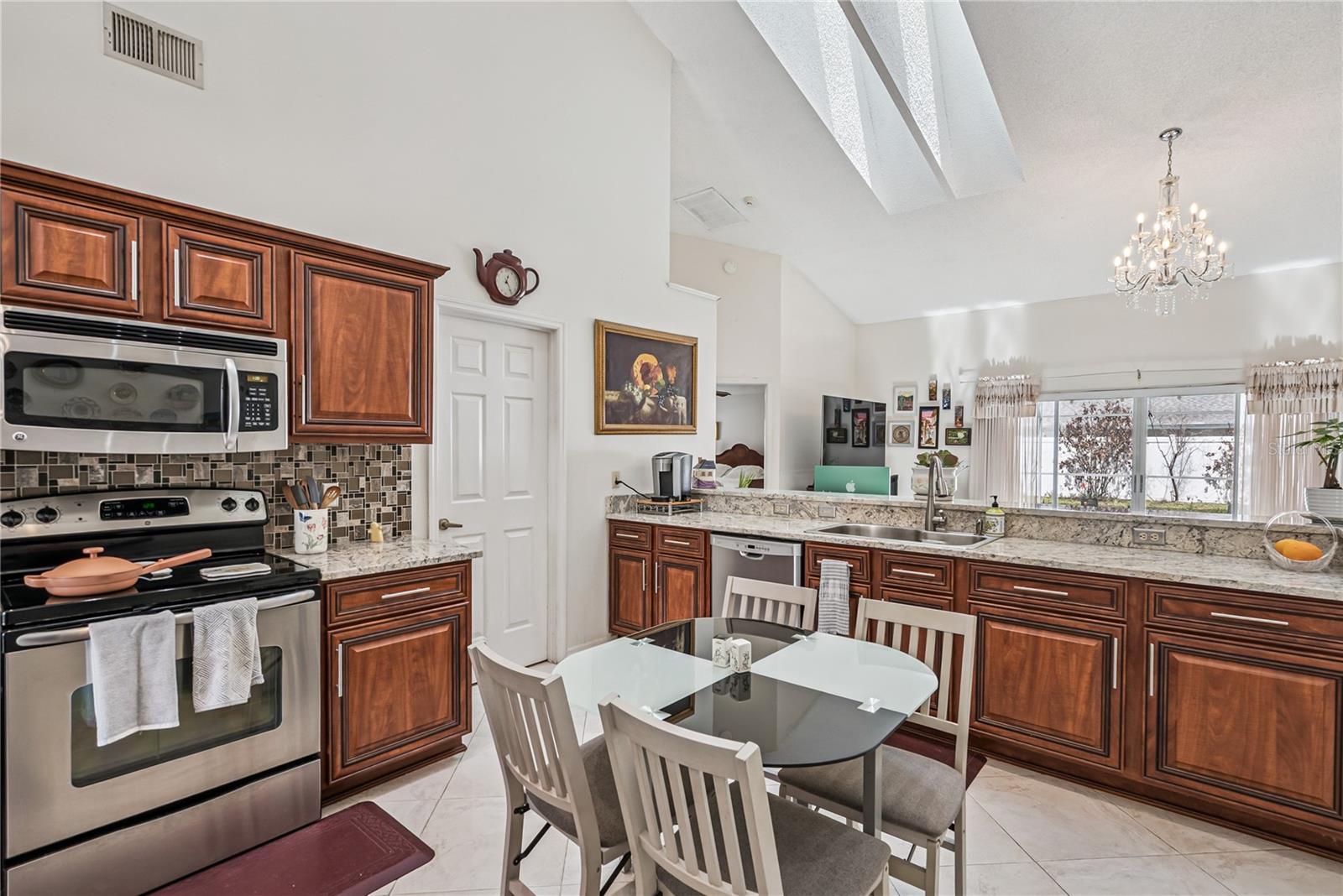 11715 OXFORDSHIRE PL, ORLANDO, FL, 32824