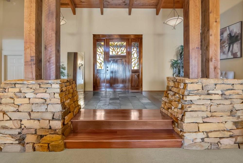 10577 DOWN LAKEVIEW CIR, WINDERMERE, FL, 34786