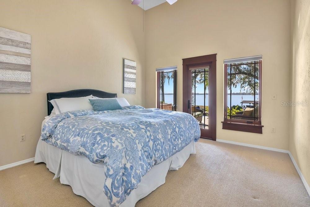 10577 DOWN LAKEVIEW CIR, WINDERMERE, FL, 34786