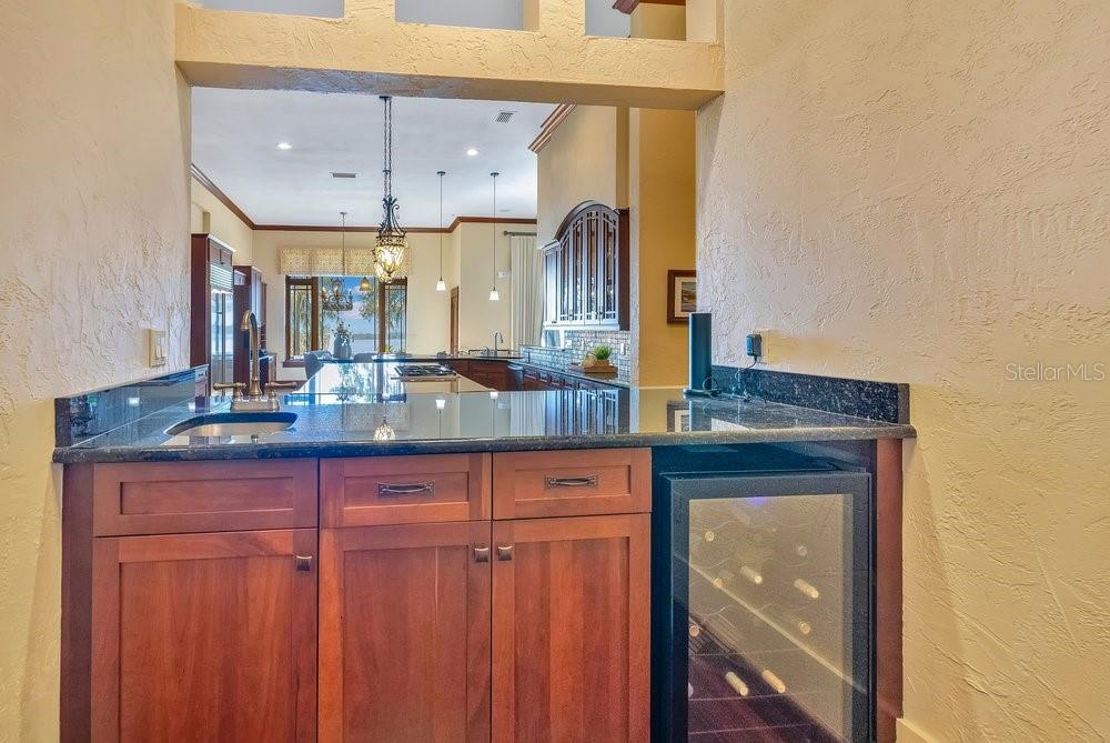 10577 DOWN LAKEVIEW CIR, WINDERMERE, FL, 34786