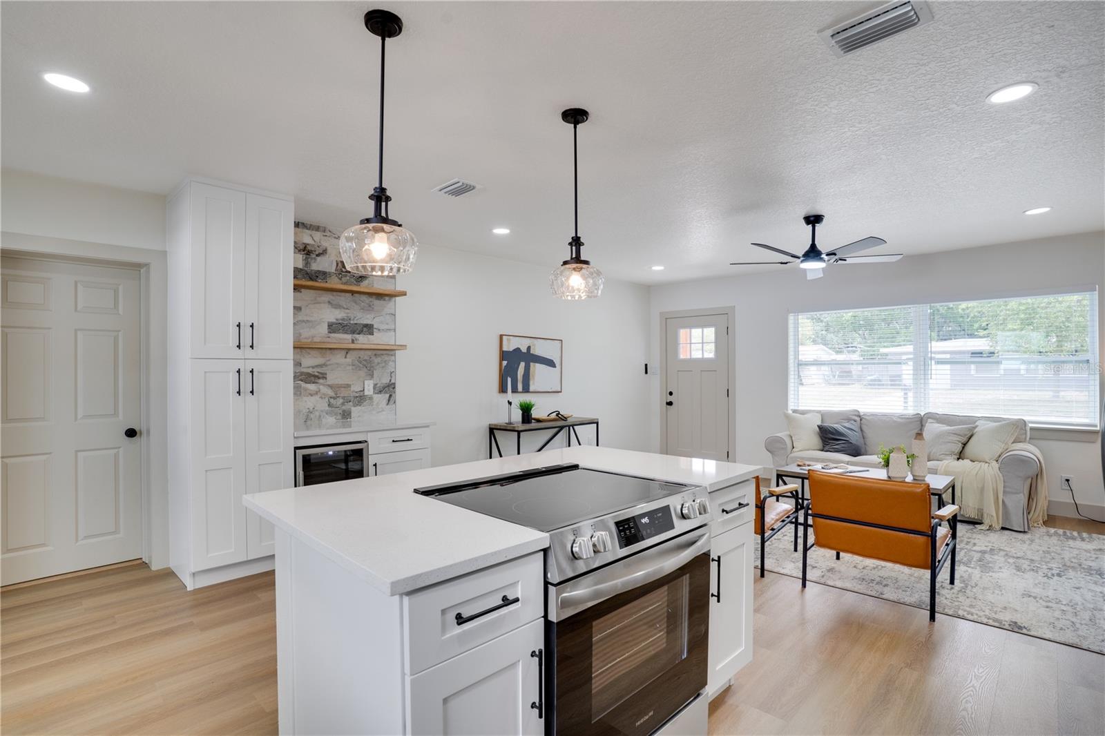 1950 75TH ST N, ST PETERSBURG, FL, 33710