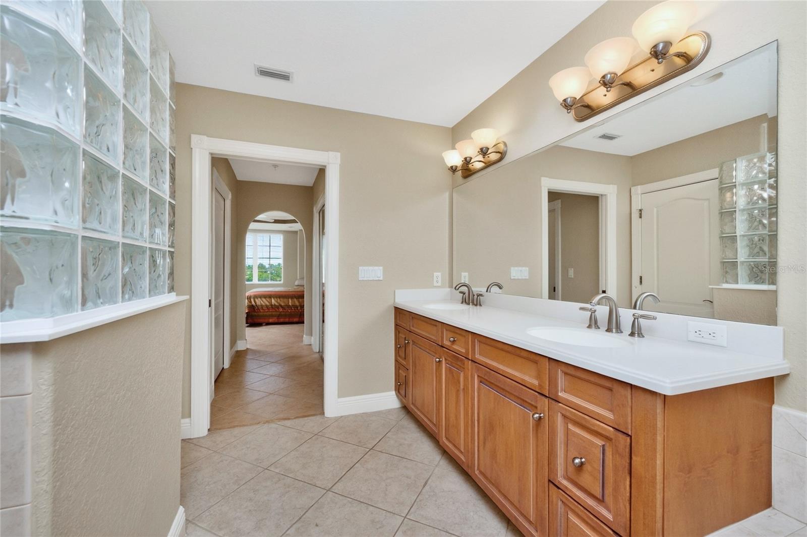 167 TAMPA AVE E #412, VENICE, FL, 34285