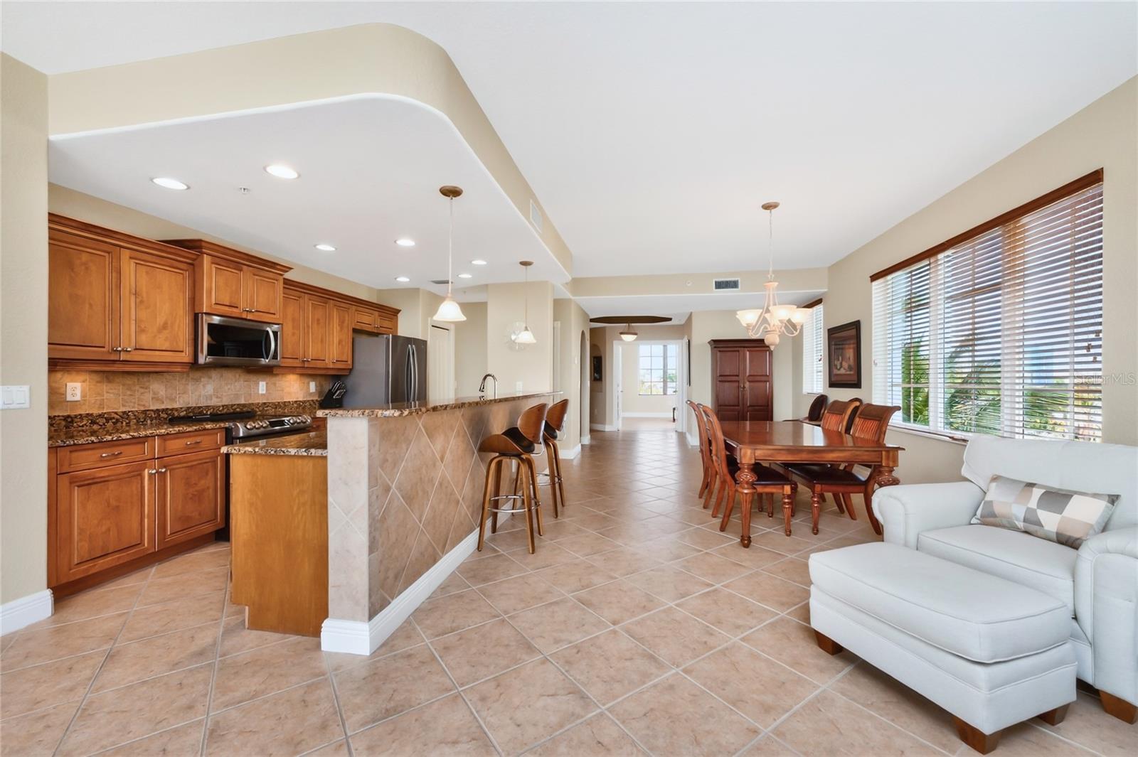167 TAMPA AVE E #412, VENICE, FL, 34285