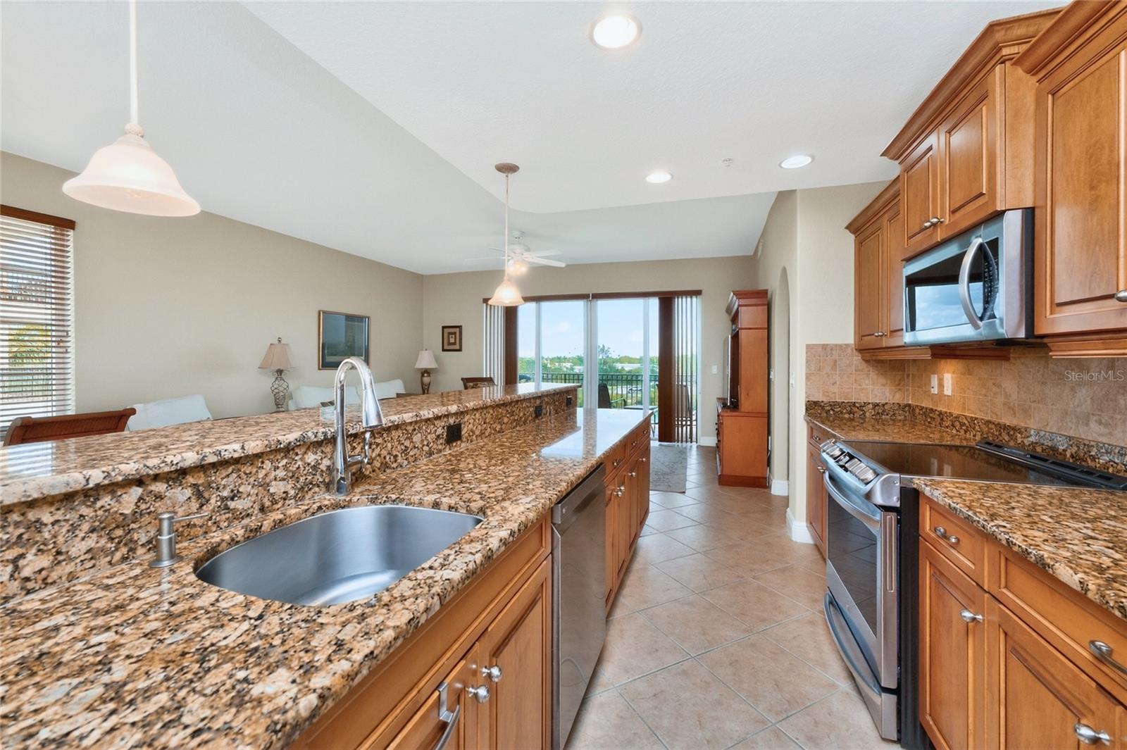 167 TAMPA AVE E #412, VENICE, FL, 34285