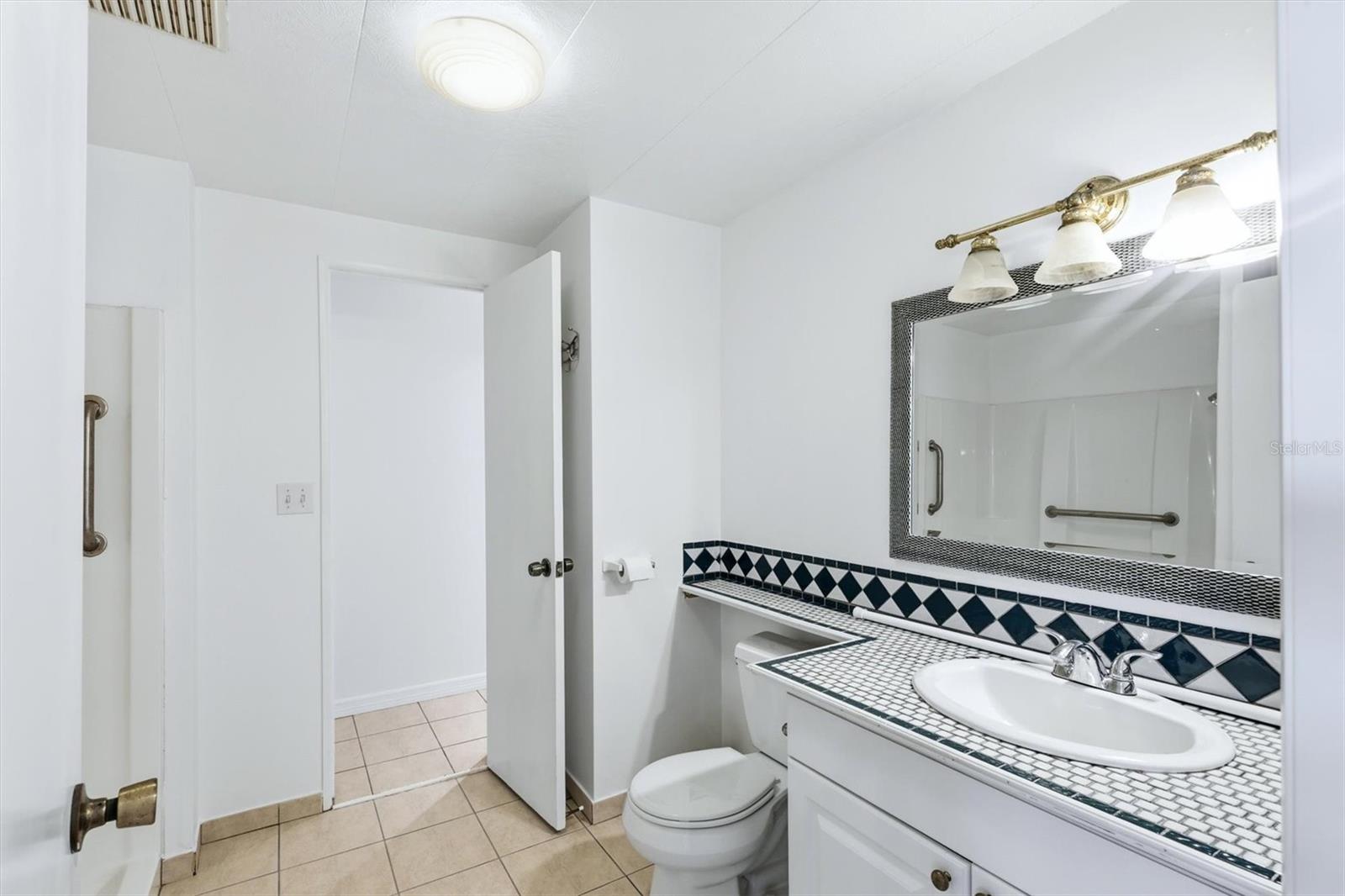 5236 KENWOOD AVE, SARASOTA, FL, 34234