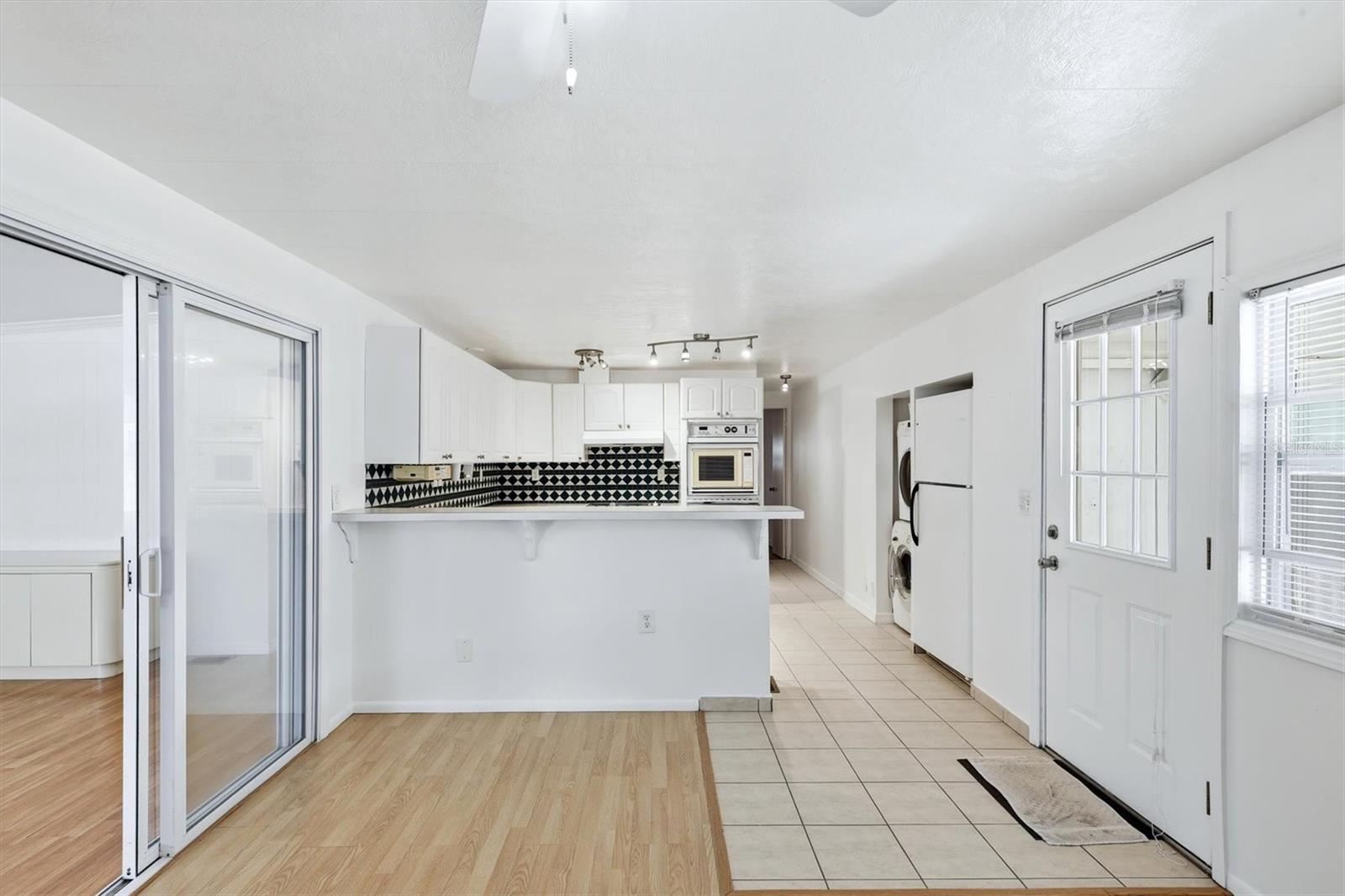 5236 KENWOOD AVE, SARASOTA, FL, 34234