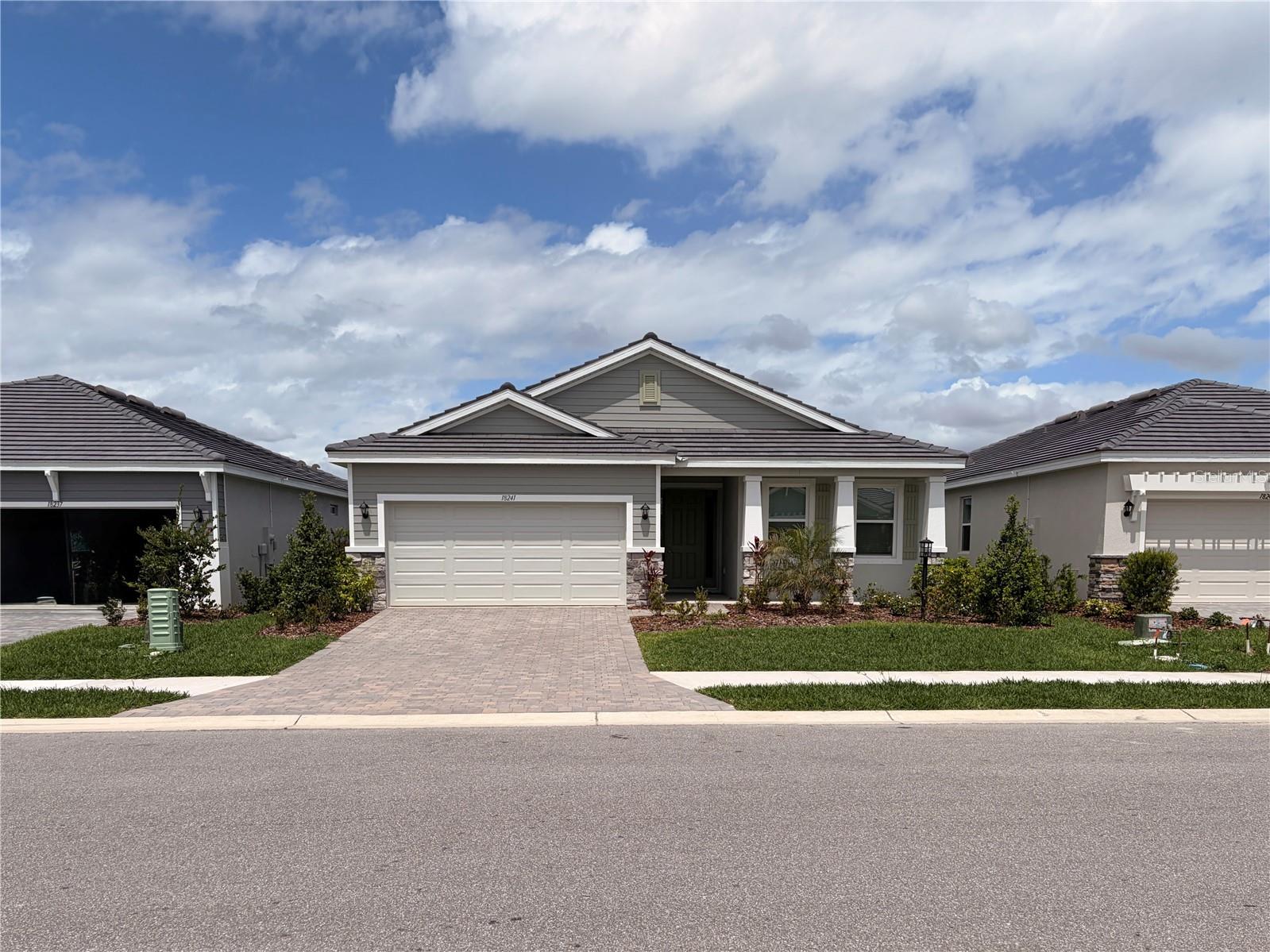 18241 BEACH RANCH TER, LAKEWOOD RANCH, FL, 34211