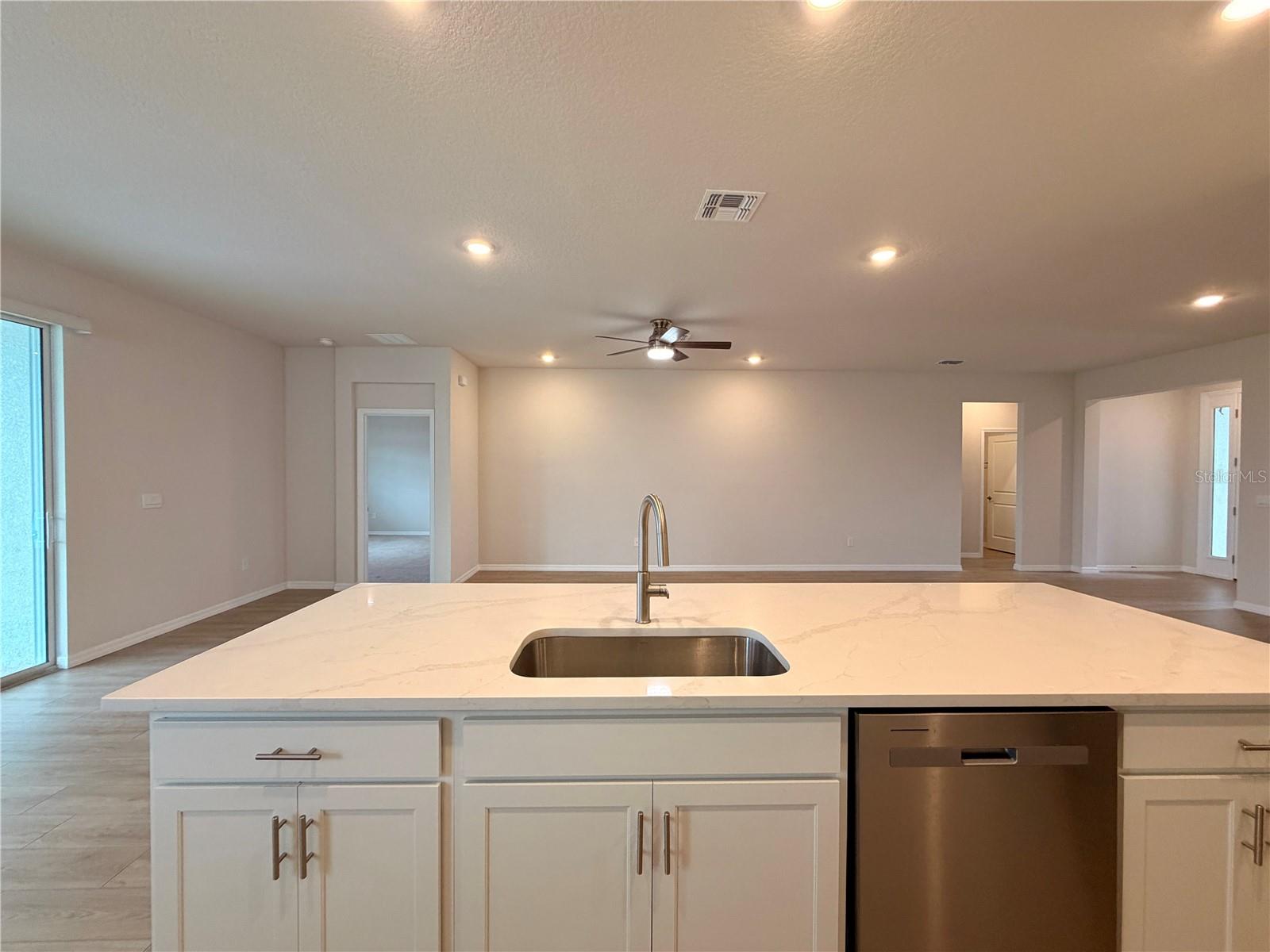 18241 BEACH RANCH TER, LAKEWOOD RANCH, FL, 34211