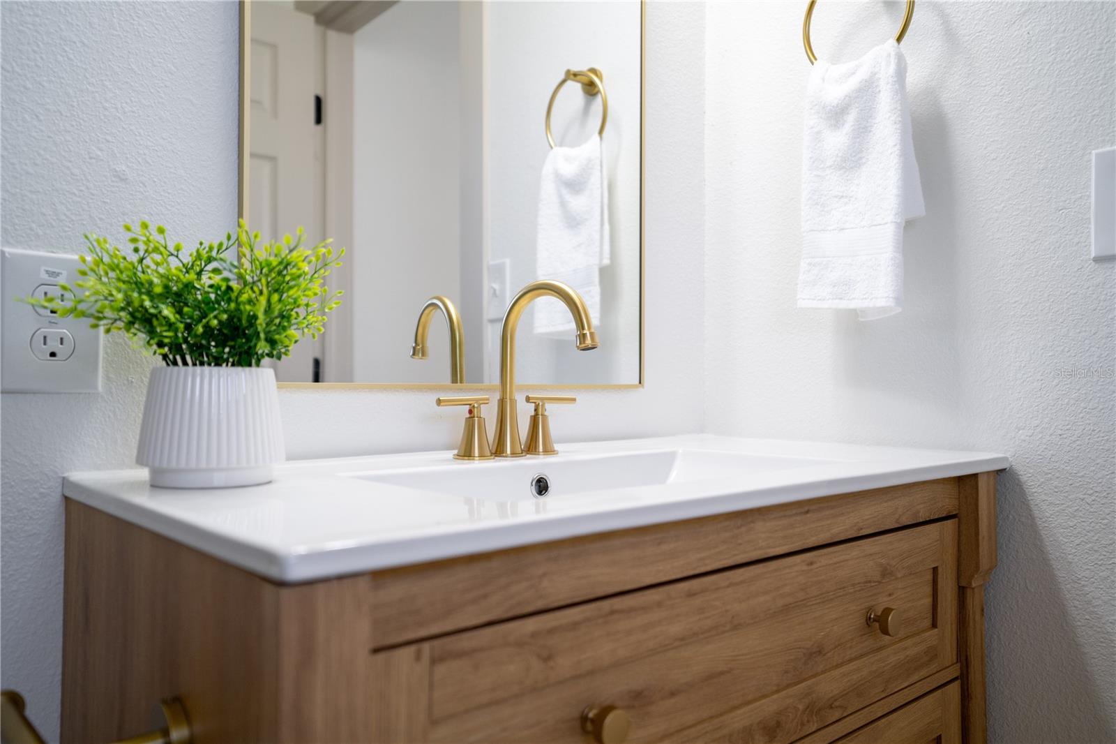 1609 COUNCIL DR, SUN CITY CENTER, FL, 33573