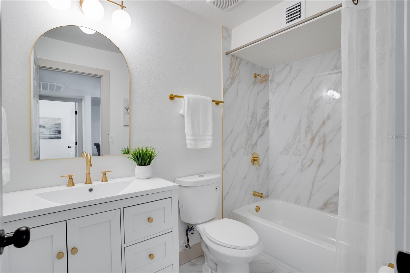 1609 COUNCIL DR, SUN CITY CENTER, FL, 33573