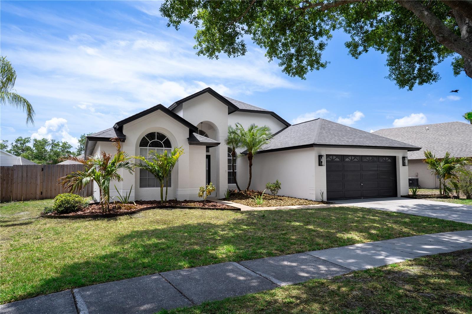 8910 WESTBAY BLVD, TAMPA, FL, 33615