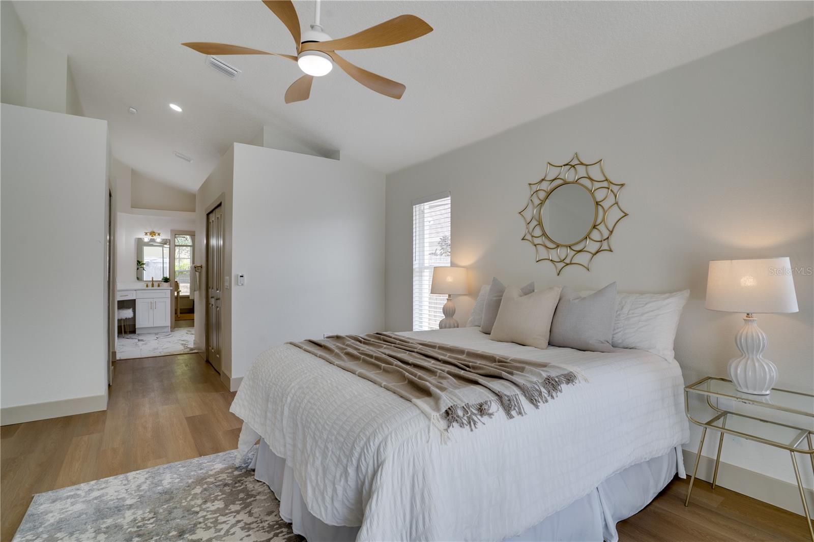 8910 WESTBAY BLVD, TAMPA, FL, 33615