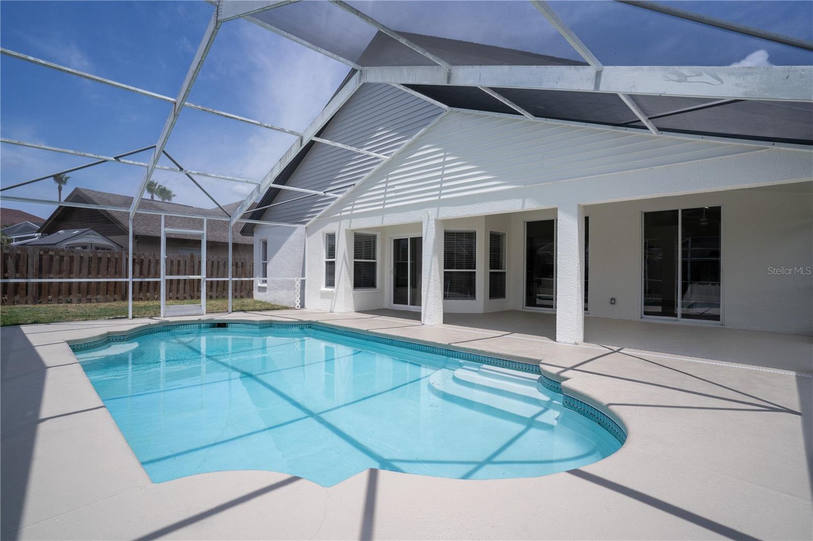 8910 WESTBAY BLVD, TAMPA, FL, 33615