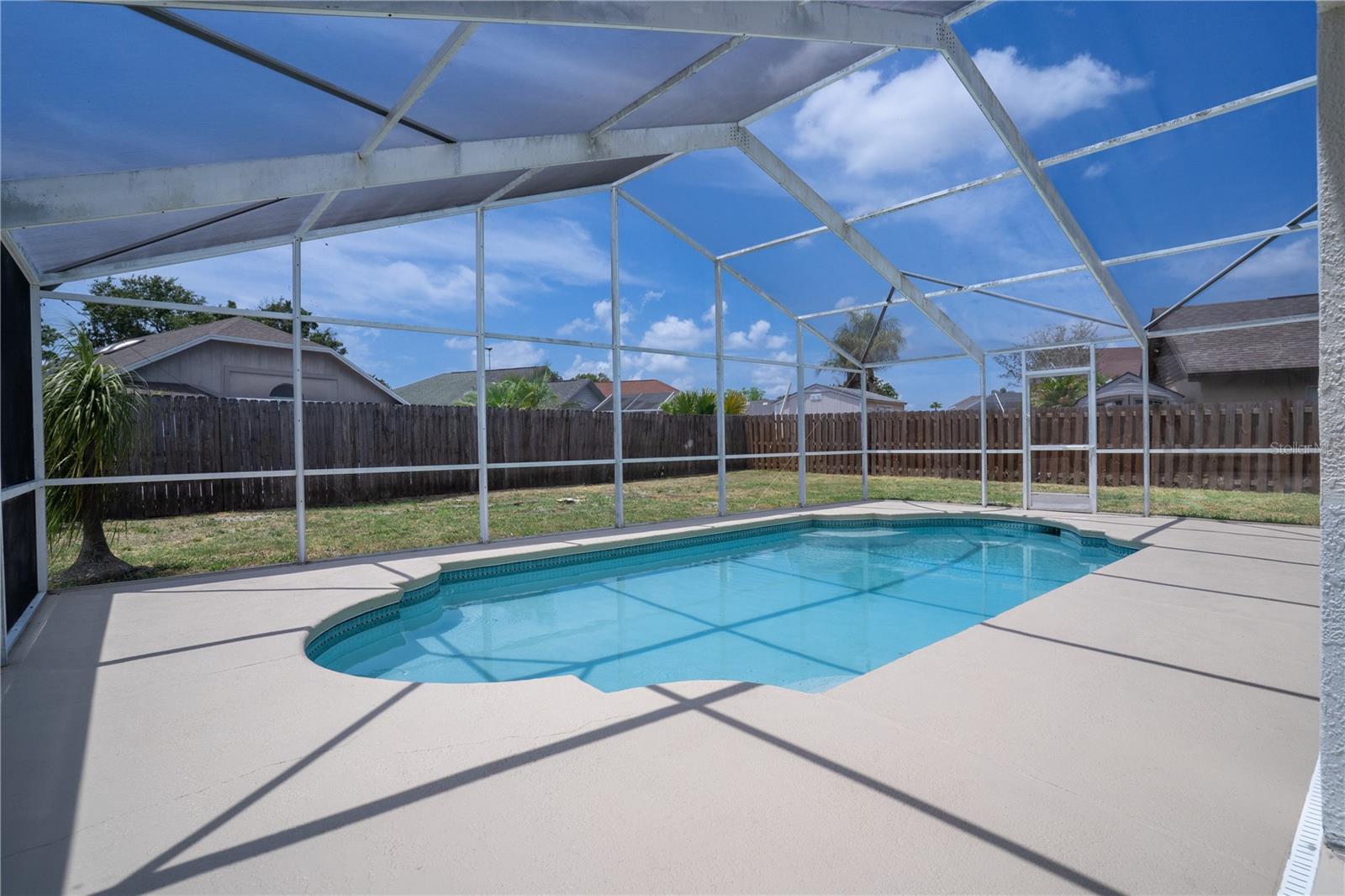 8910 WESTBAY BLVD, TAMPA, FL, 33615