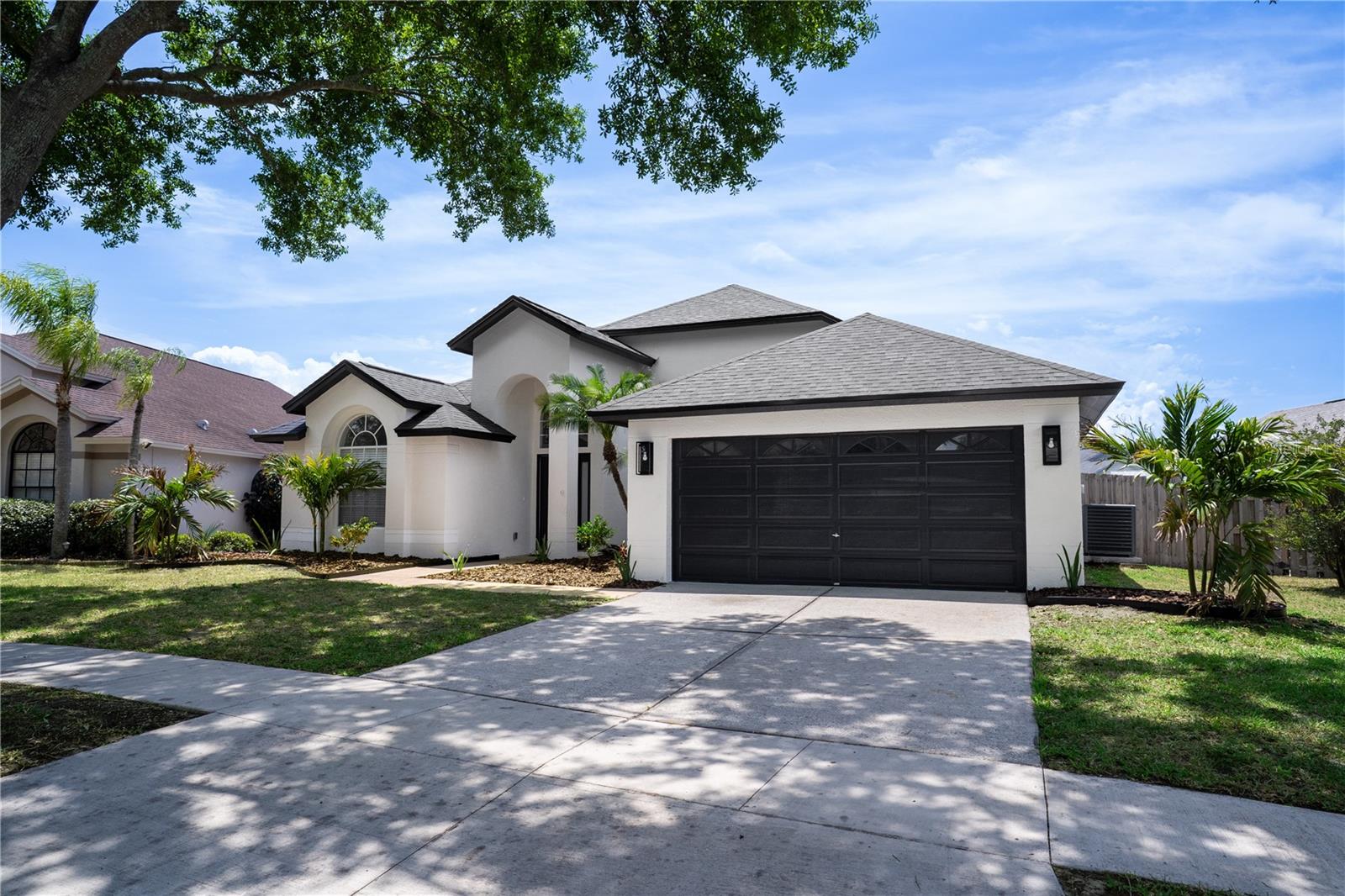 8910 WESTBAY BLVD, TAMPA, FL, 33615