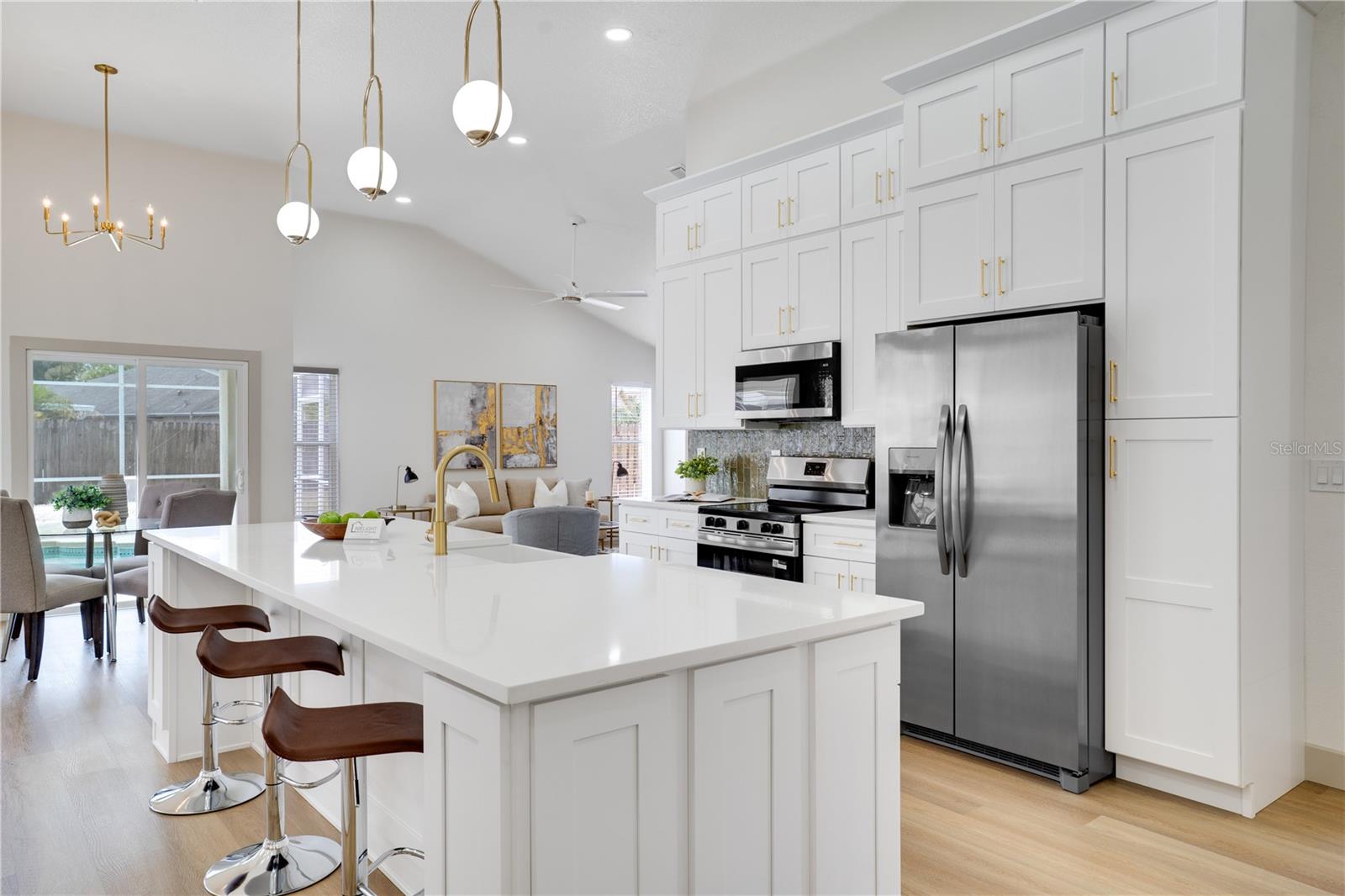 8910 WESTBAY BLVD, TAMPA, FL, 33615