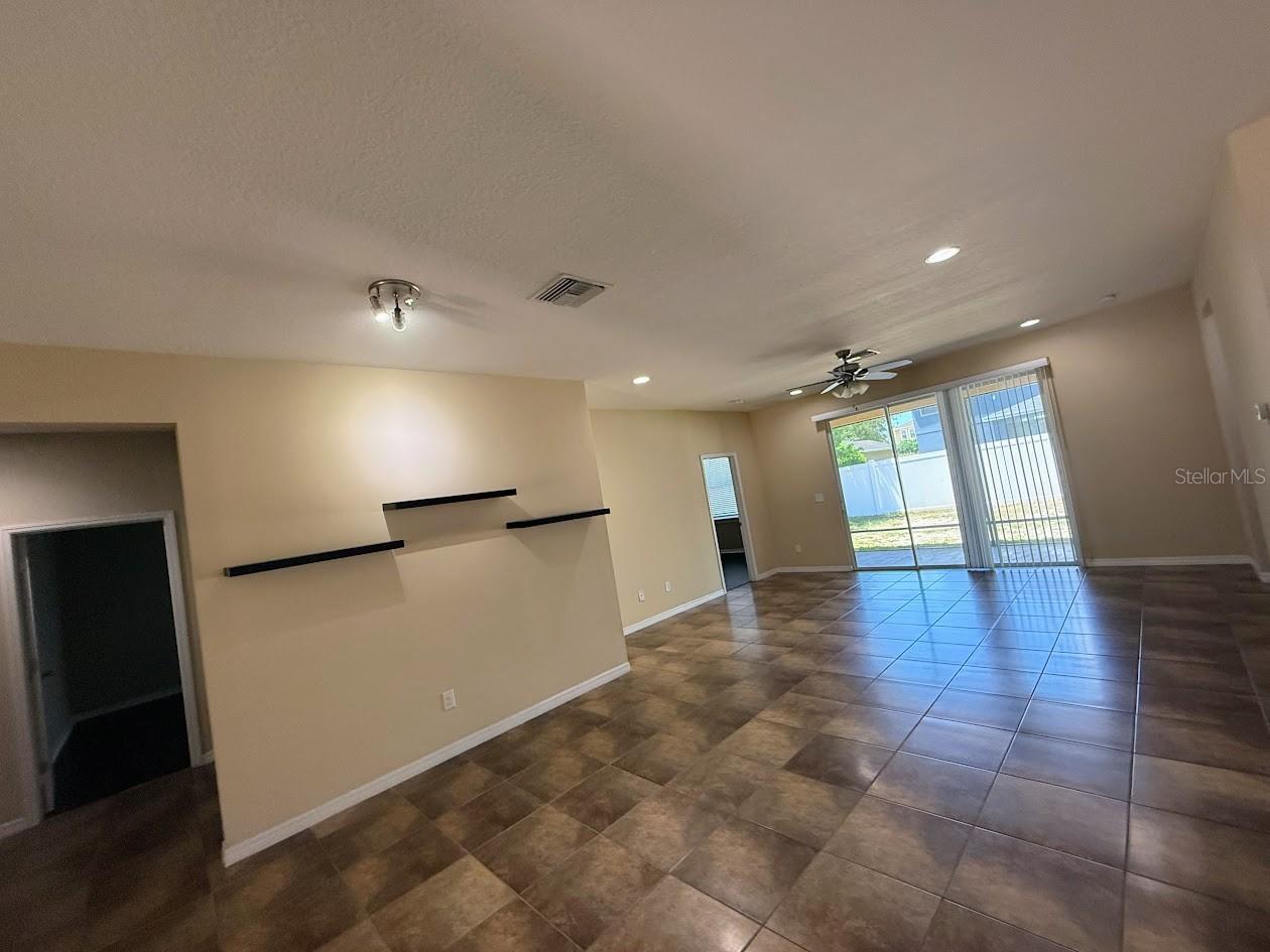 12311 FAIRLAWN DR, RIVERVIEW, FL, 33579